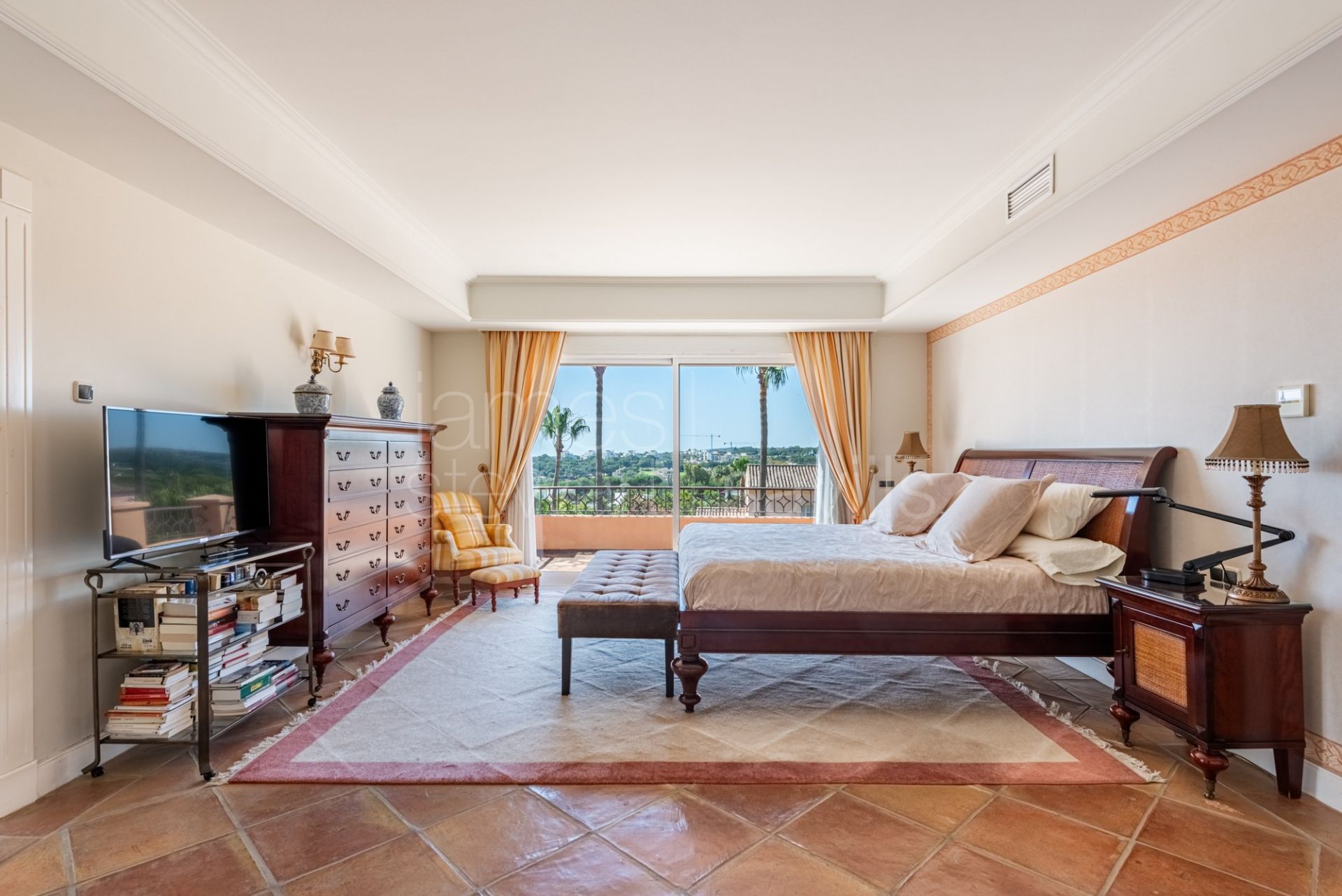Excelente villa en impecable estado en Sotogrande Alto