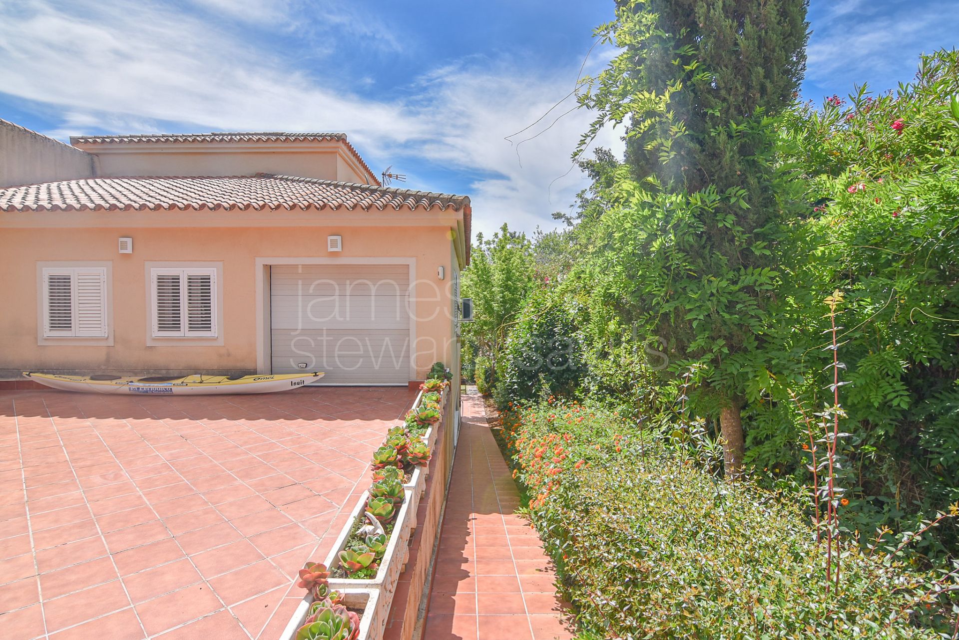 Spacious villa in one of the desirable streets of central Sotogrande