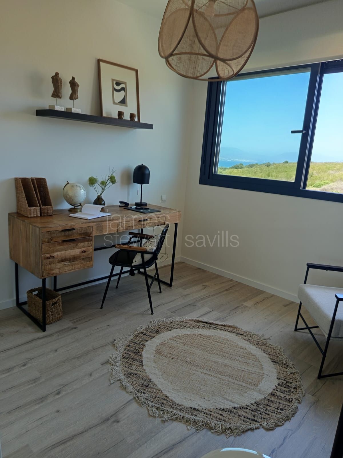 Casas adosadas de nueva construcción en Bahía de las Rocas.