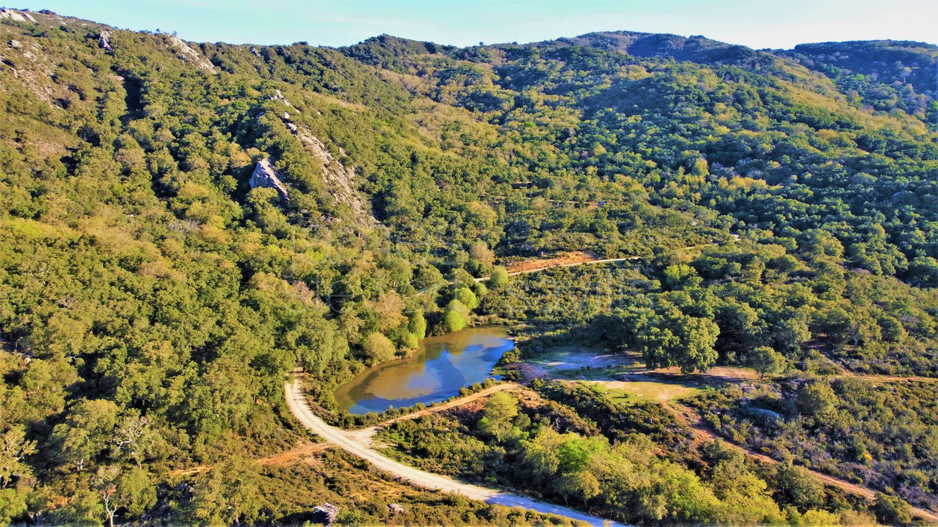 Stunning 840 hectares hunting estate in the Alcornocales National Park, Jimena de la Frontera.