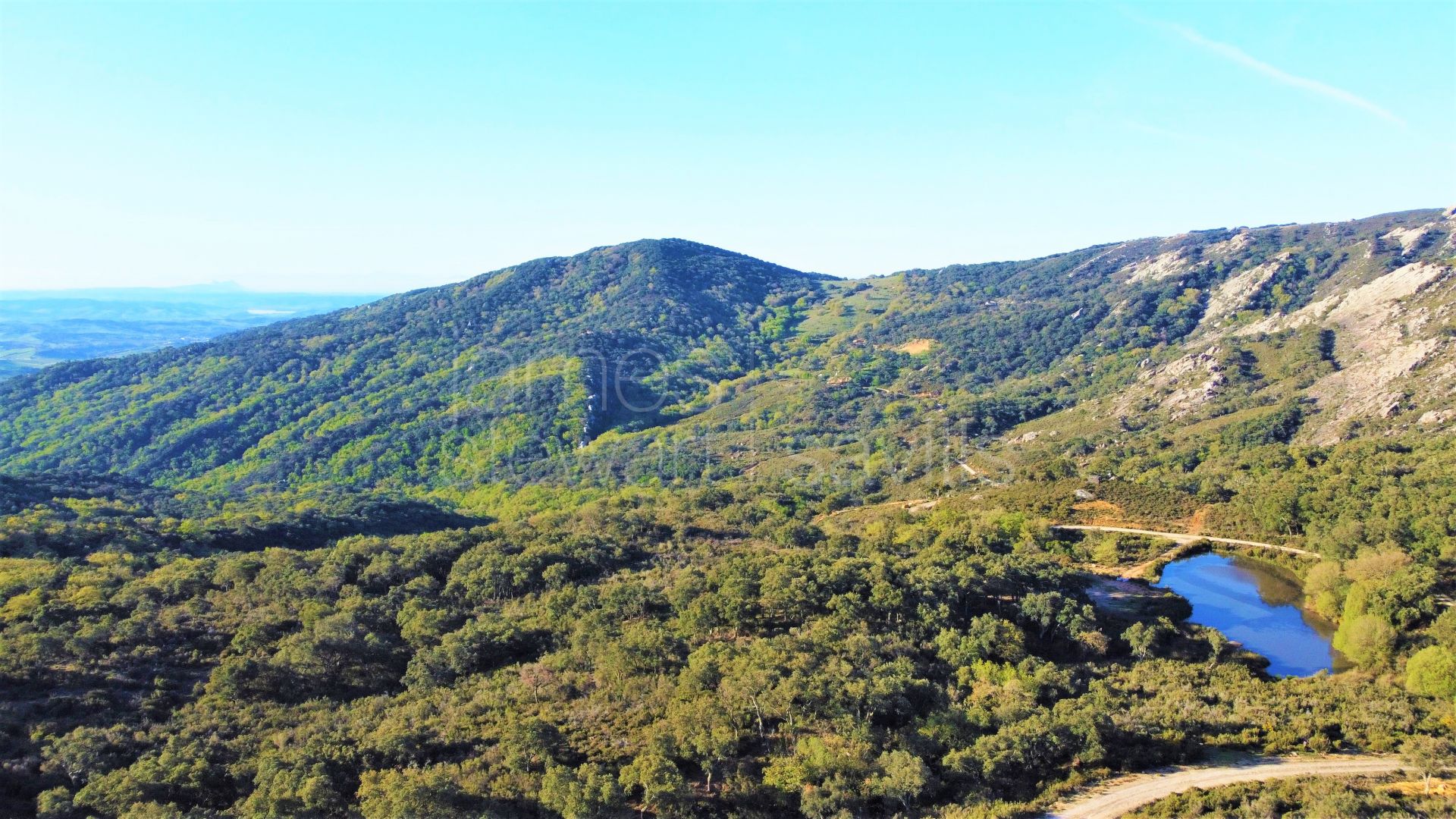 Stunning 840 hectares hunting estate in the Alcornocales National Park, Jimena de la Frontera.