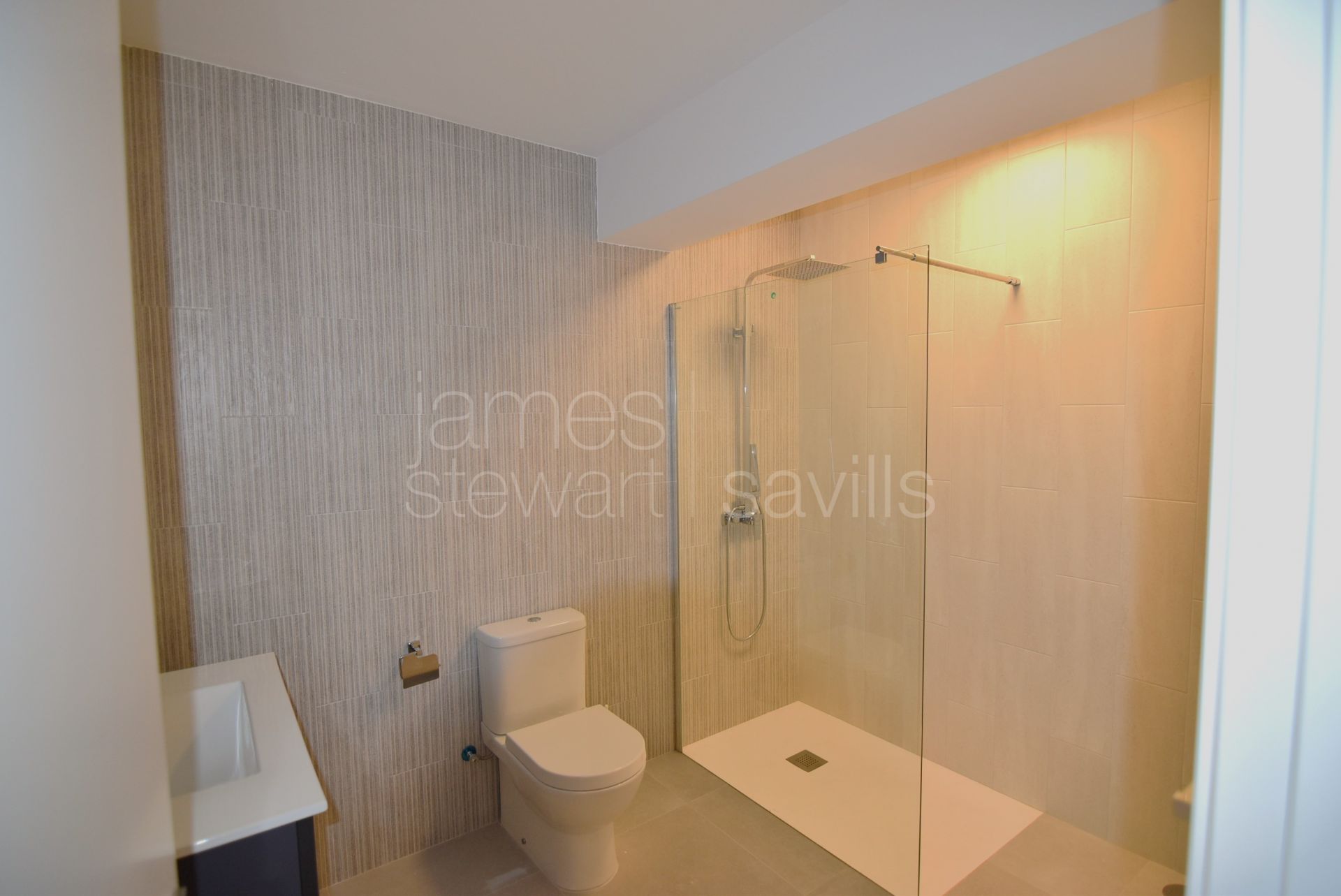 Great villa recently totally refurbished in the popular B zone of Sotogrande Costa
