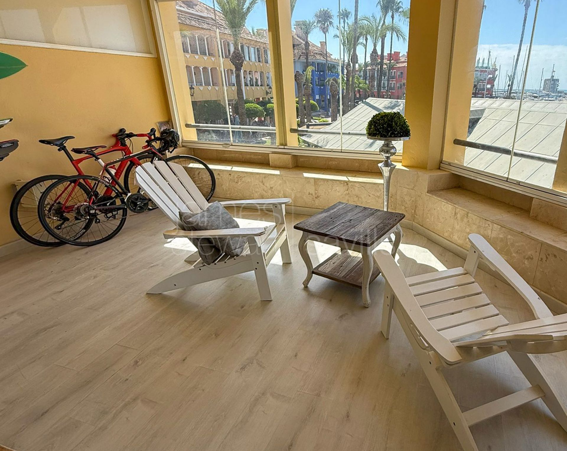 Apartamento de 3 Dormitorios en el Puerto Deportivo de Sotogrande