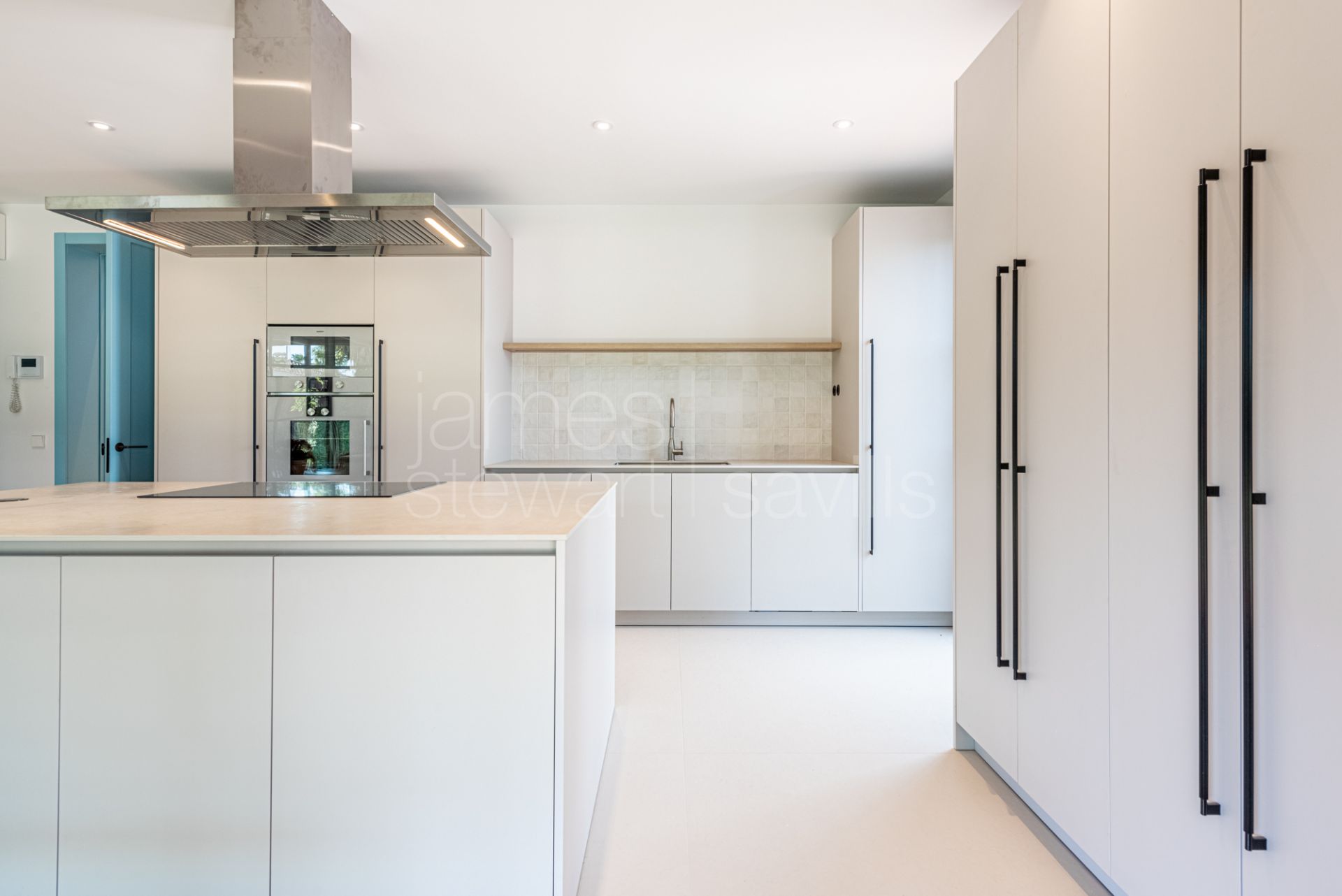 Brand new villa in the heart of the Kings and Queens, Sotogrande