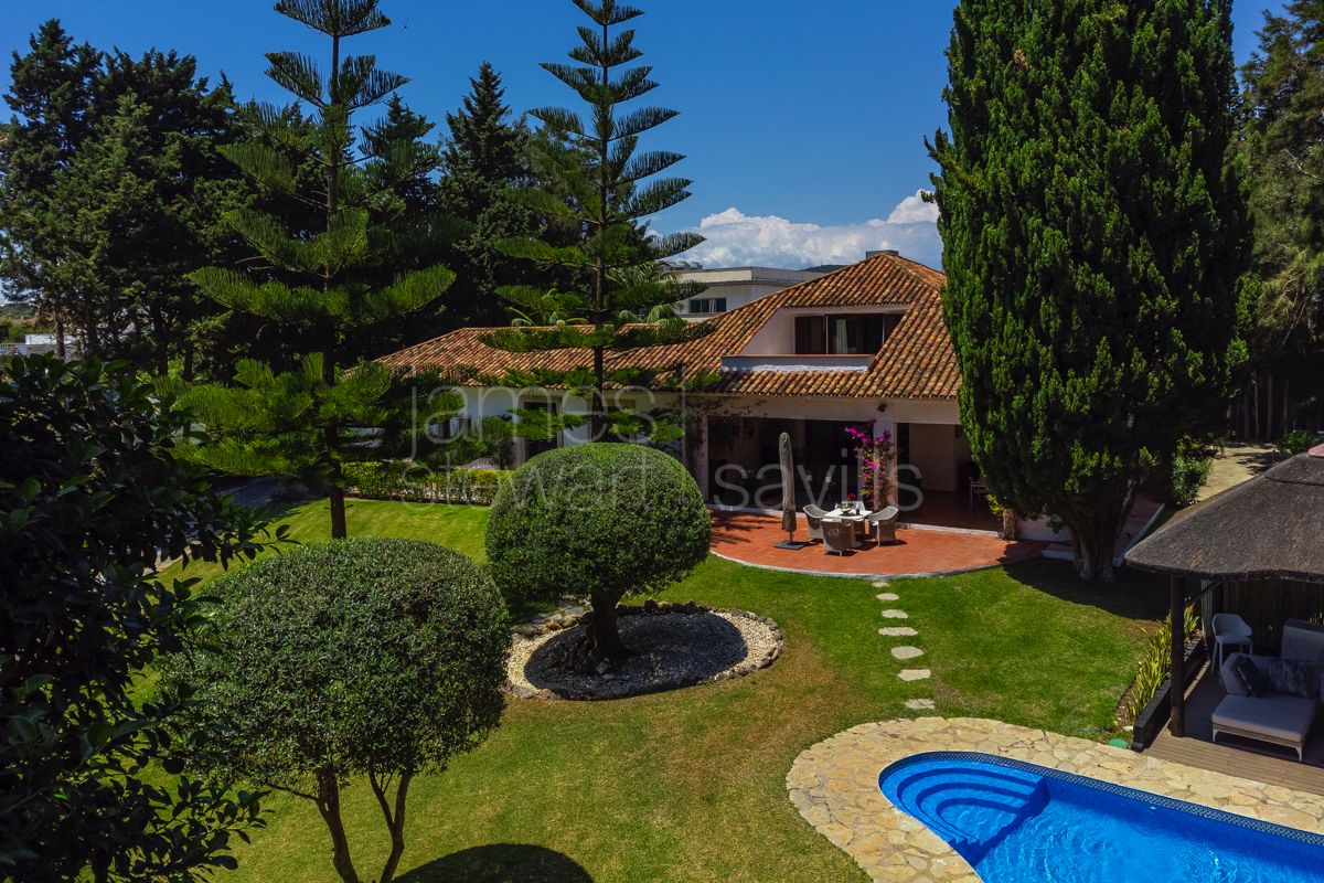A really charming villa set in landscaped grounds in the Kings & Queens, Sotogrande Costa