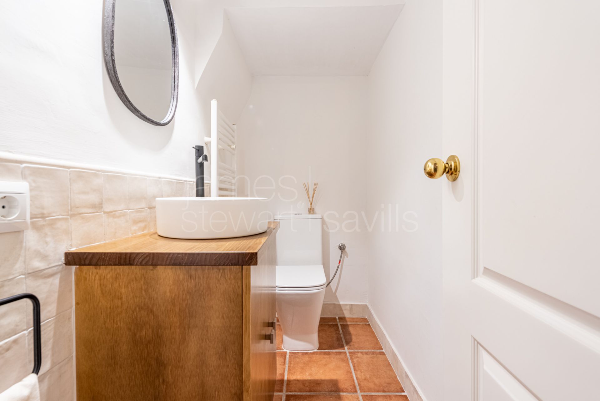 Townhouse in the ever popular El Casar area of Sotogrande Costa