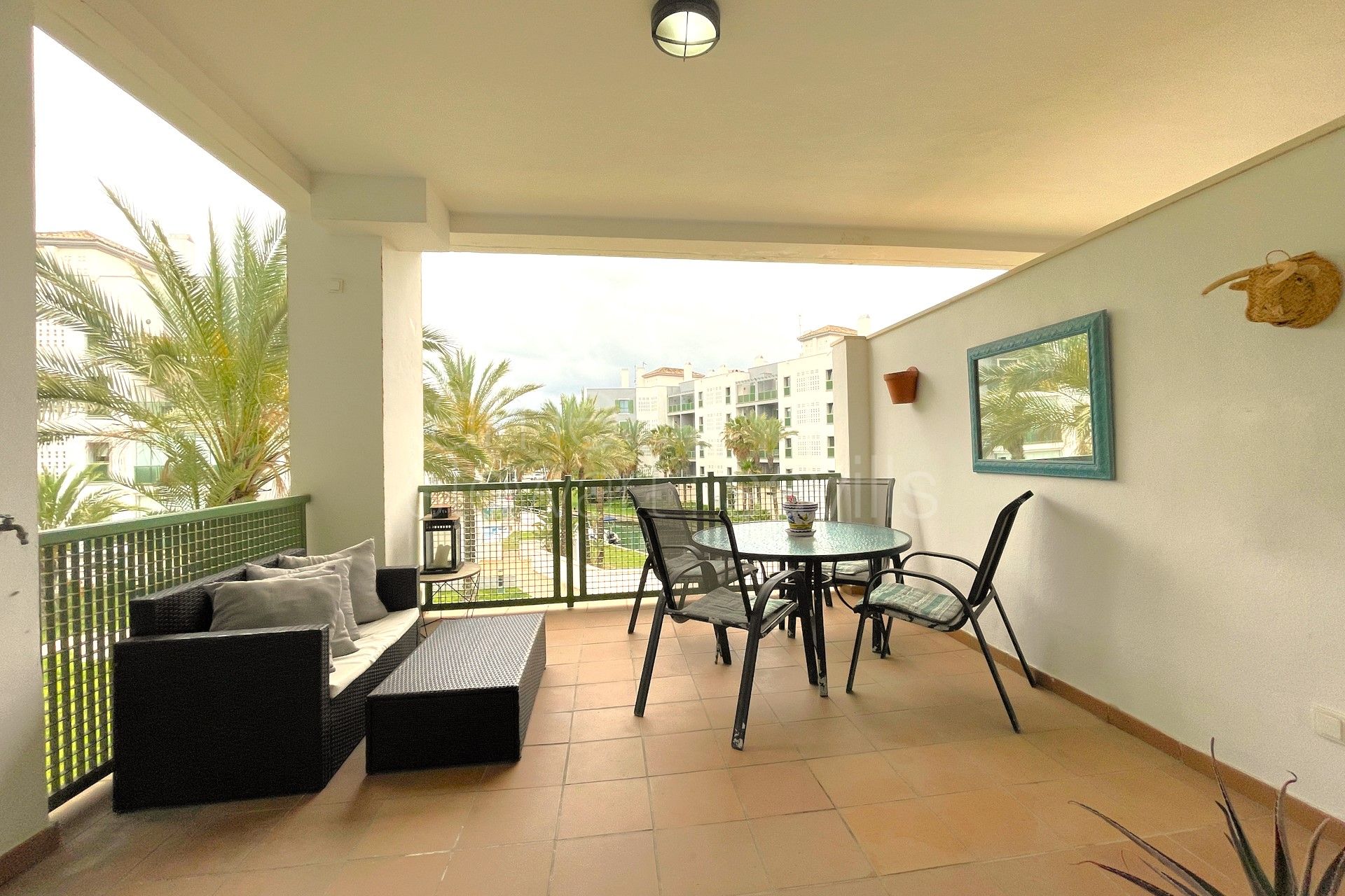 2 Bedroom apartment with views to La Marina de Sotogrande in Jungla del Loro