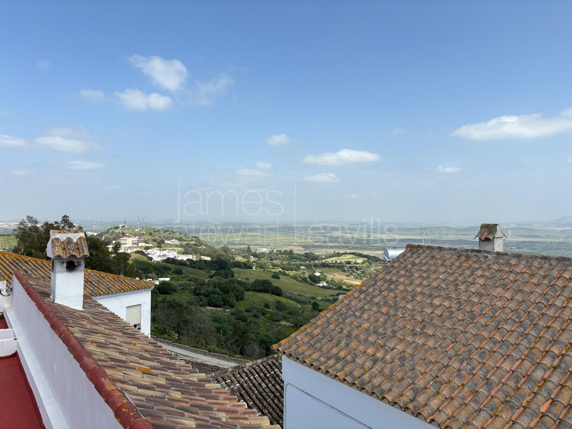 Casa de la Luz: An Architectural Gem with Picturesque Views and Living History, Medina Sidonia