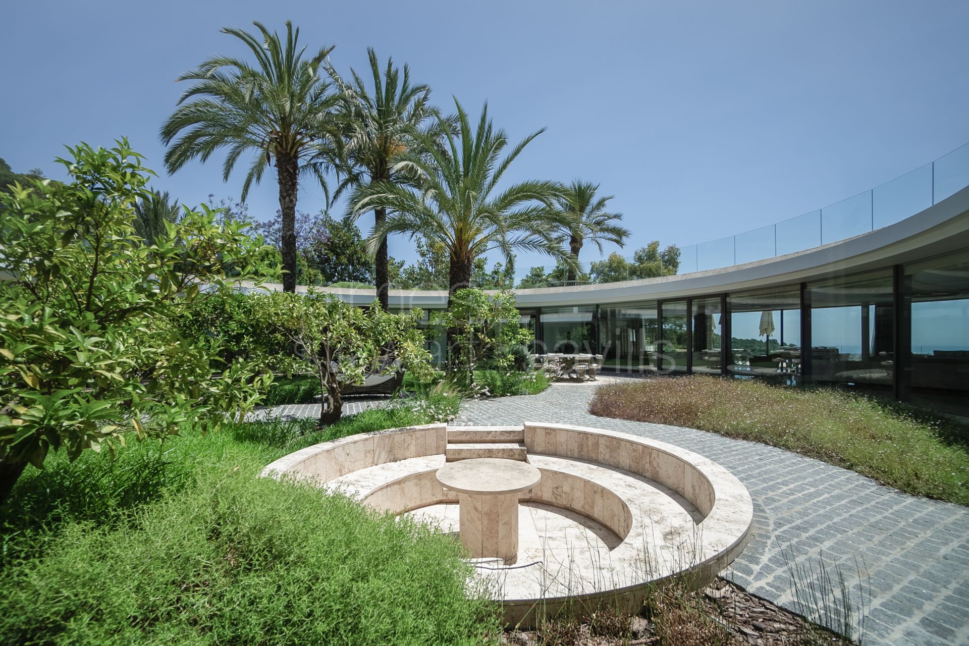 Villa Aquarius in La Reserva de Sotogrande – Privacy, Sea Views and Timeless Elegance in El Mirador