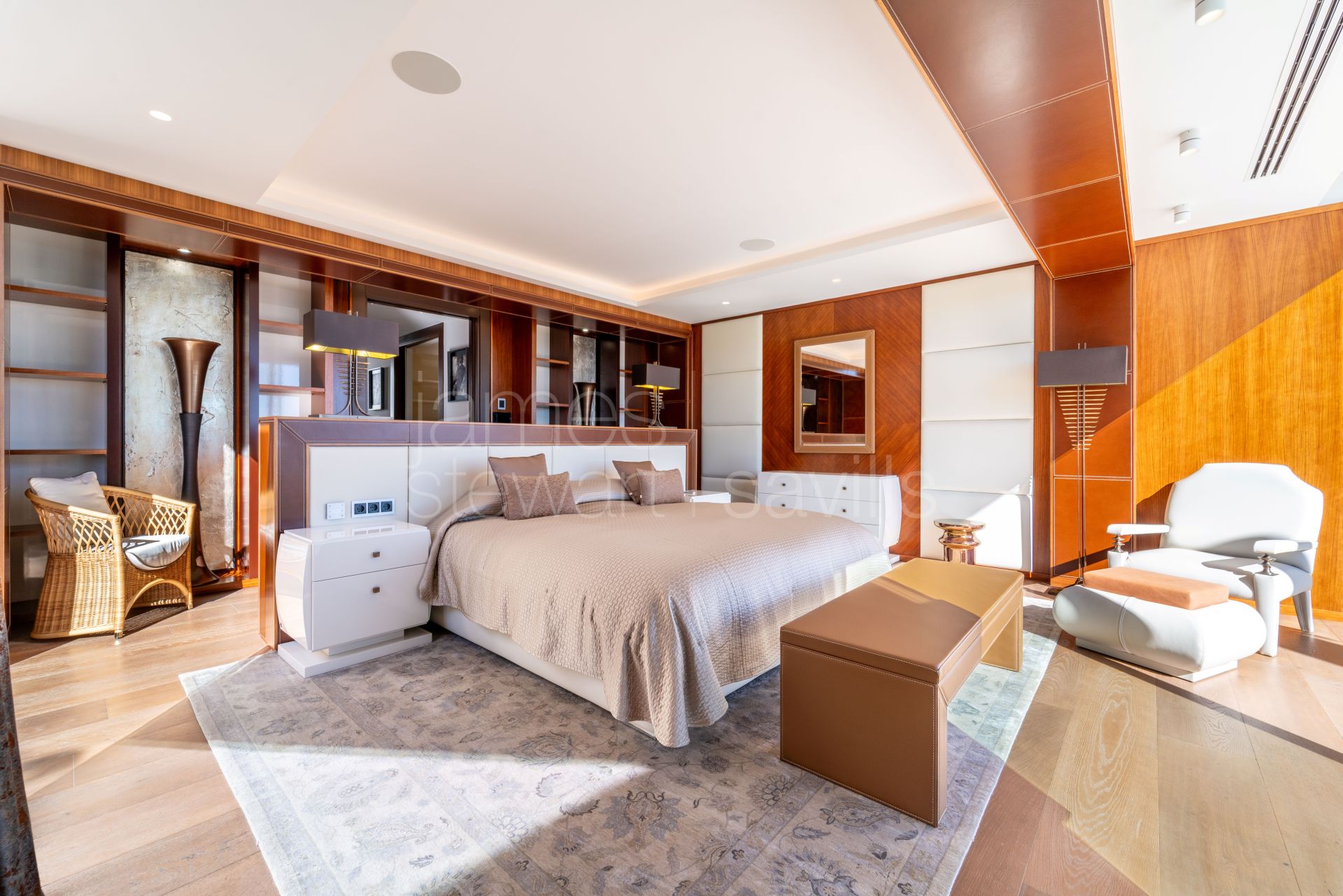 Villa Aquarius en La Reserva de Sotogrande – Privacidad, Vistas al Mar y Elegancia Atemporal en El Mirador