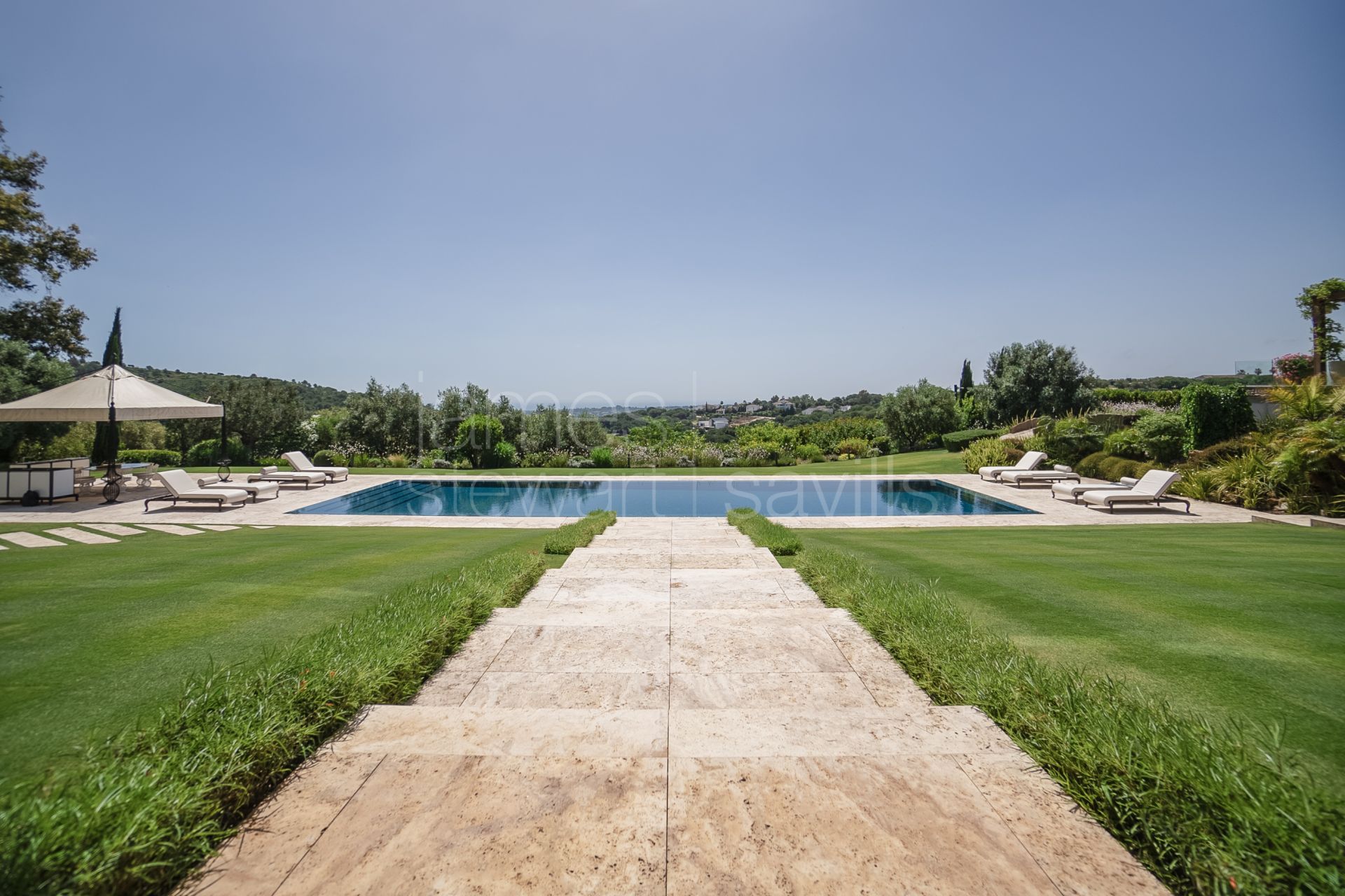 Villa Aquarius in La Reserva de Sotogrande – Privacy, Sea Views and Timeless Elegance in El Mirador