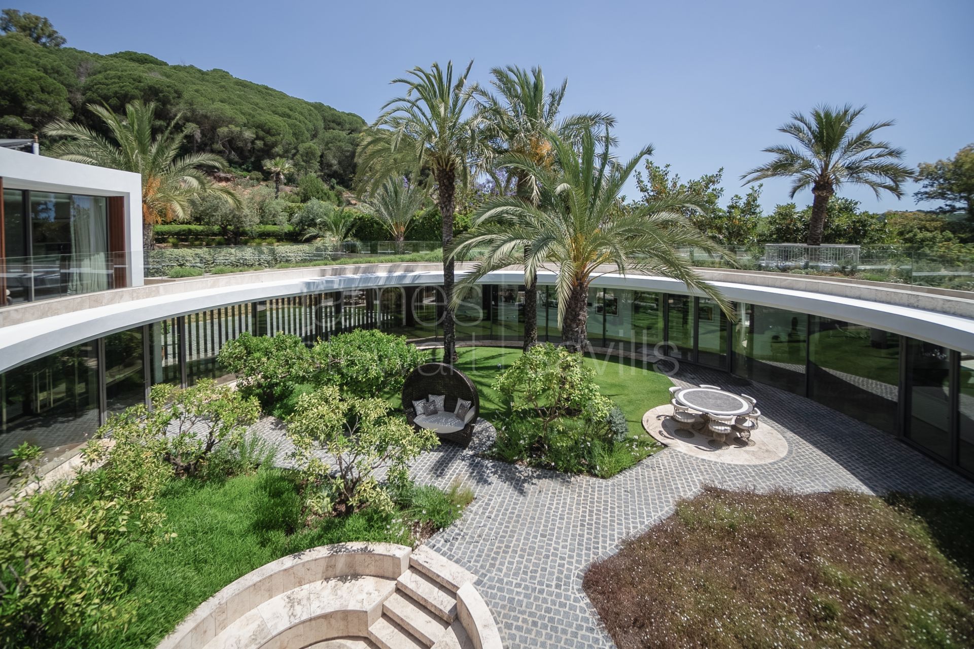 Villa Aquarius in La Reserva de Sotogrande – Privacy, Sea Views and Timeless Elegance in El Mirador