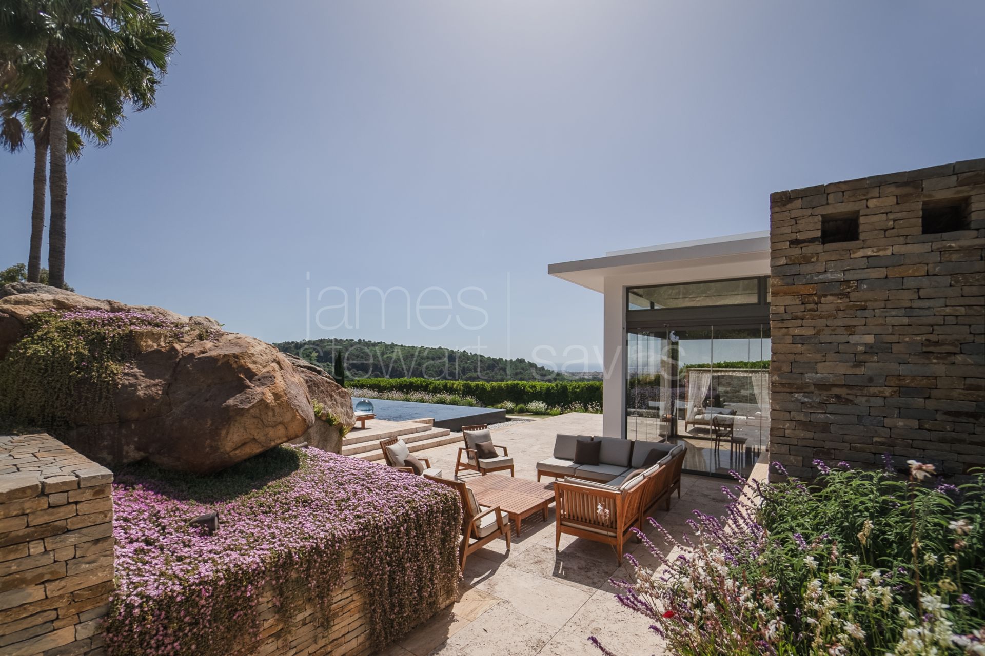 Villa Aquarius in La Reserva de Sotogrande – Privacy, Sea Views and Timeless Elegance in El Mirador