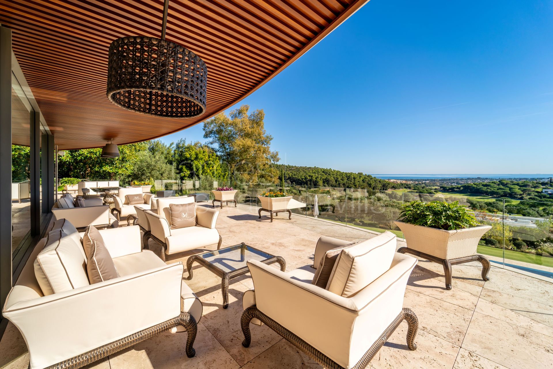 Villa Aquarius en La Reserva de Sotogrande – Privacidad, Vistas al Mar y Elegancia Atemporal en El Mirador