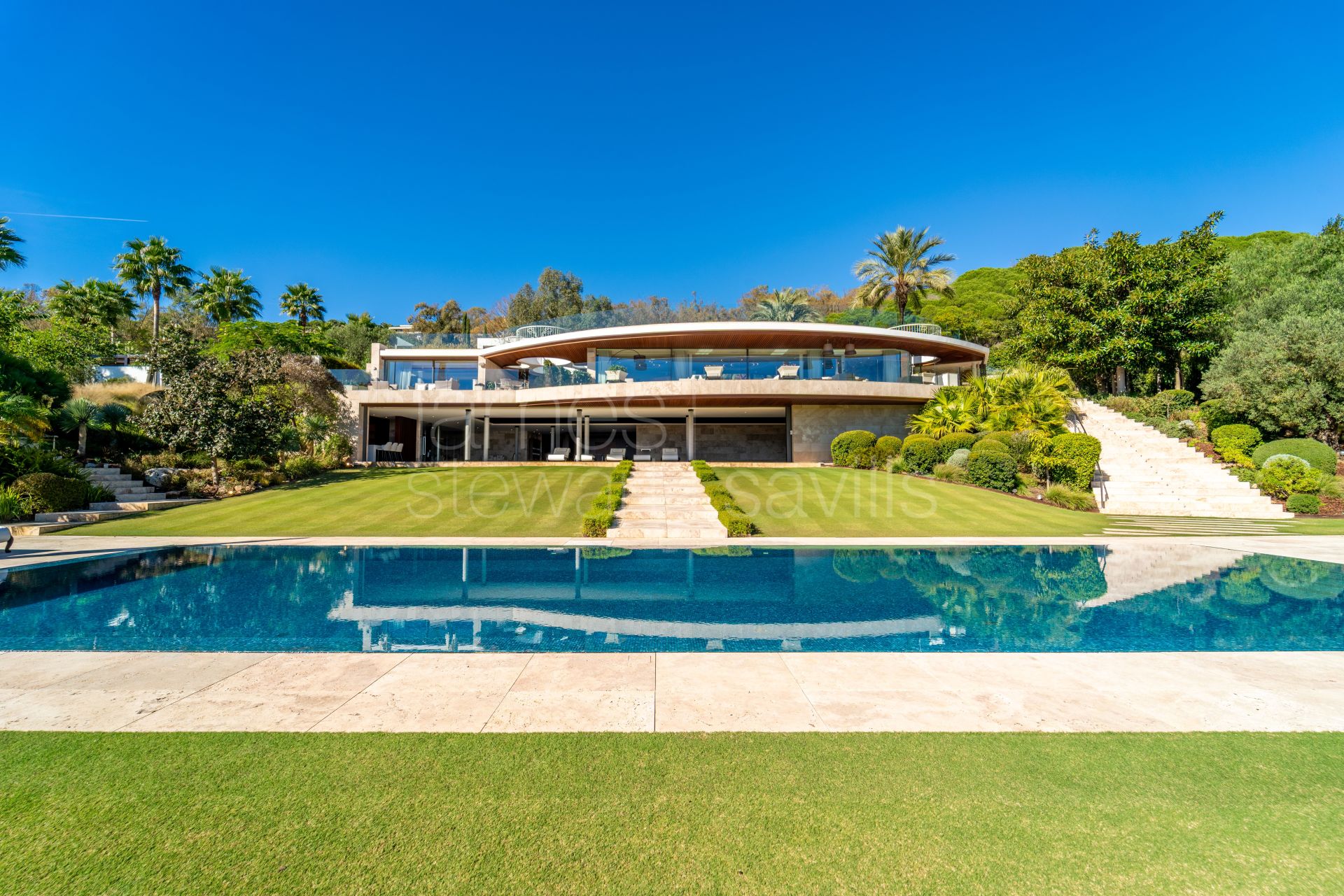 Villa Aquarius en La Reserva de Sotogrande – Privacidad, Vistas al Mar y Elegancia Atemporal en El Mirador