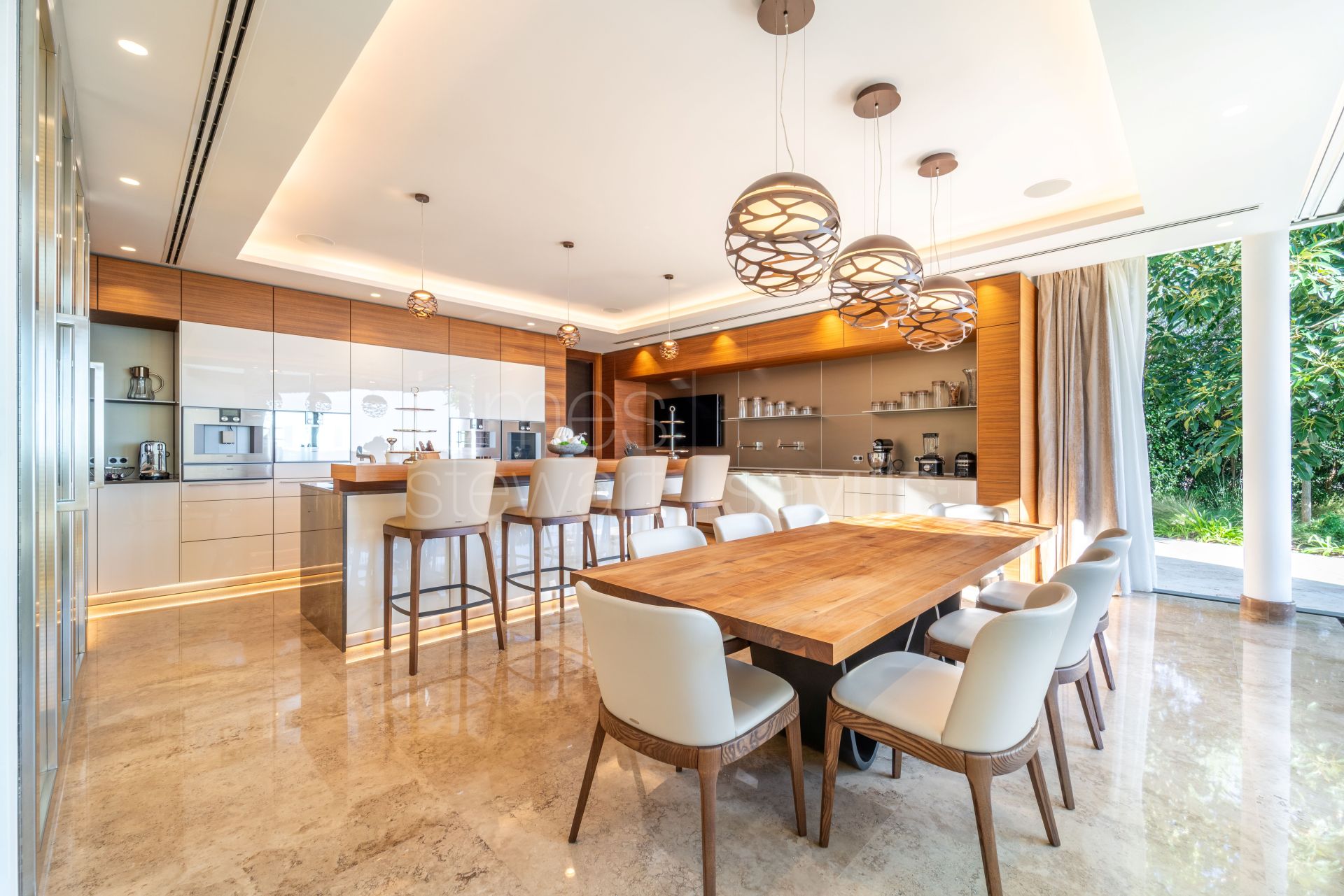 Villa Aquarius en La Reserva de Sotogrande – Privacidad, Vistas al Mar y Elegancia Atemporal en El Mirador