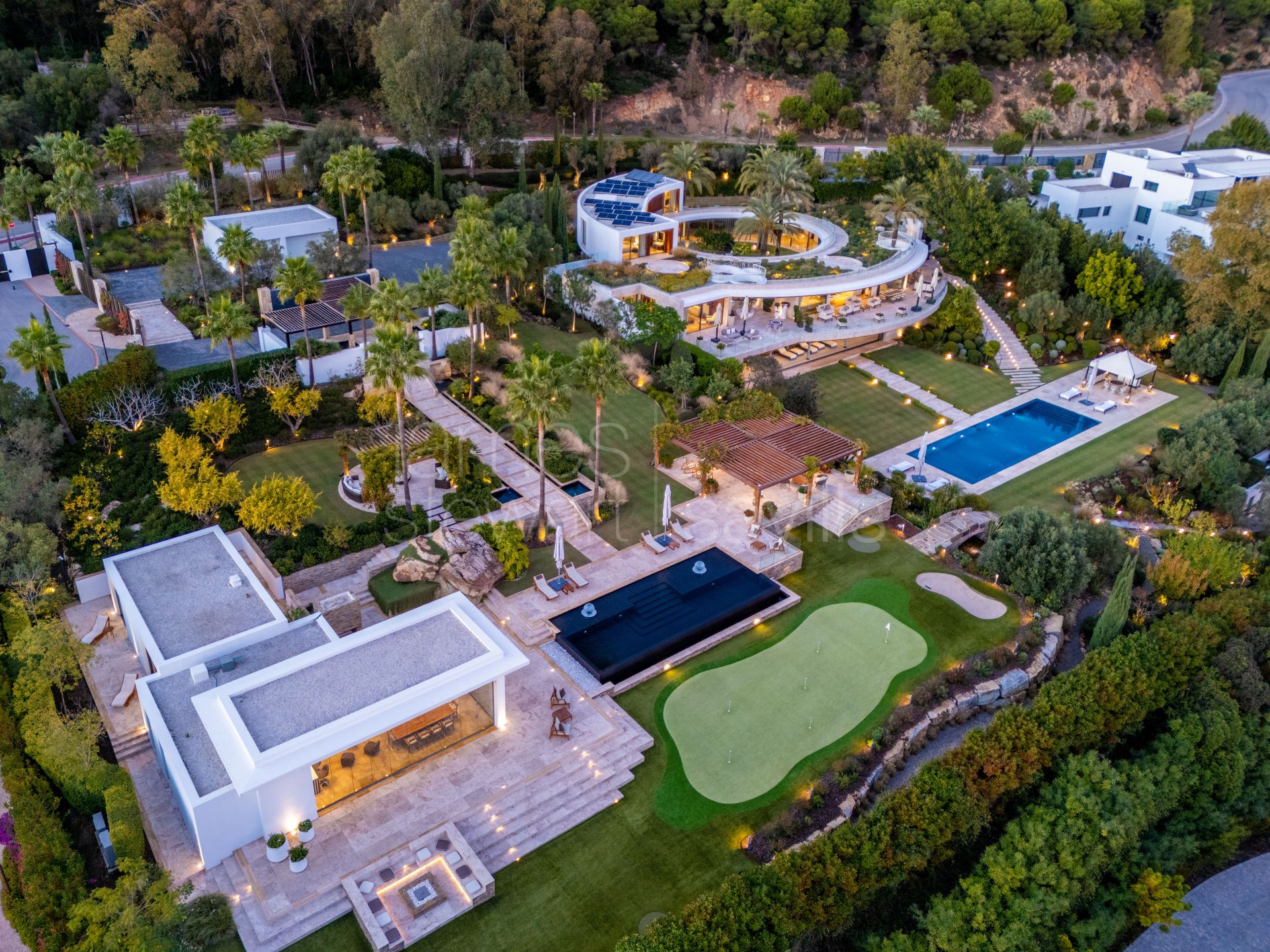 Villa Aquarius en La Reserva de Sotogrande – Privacidad, Vistas al Mar y Elegancia Atemporal en El Mirador