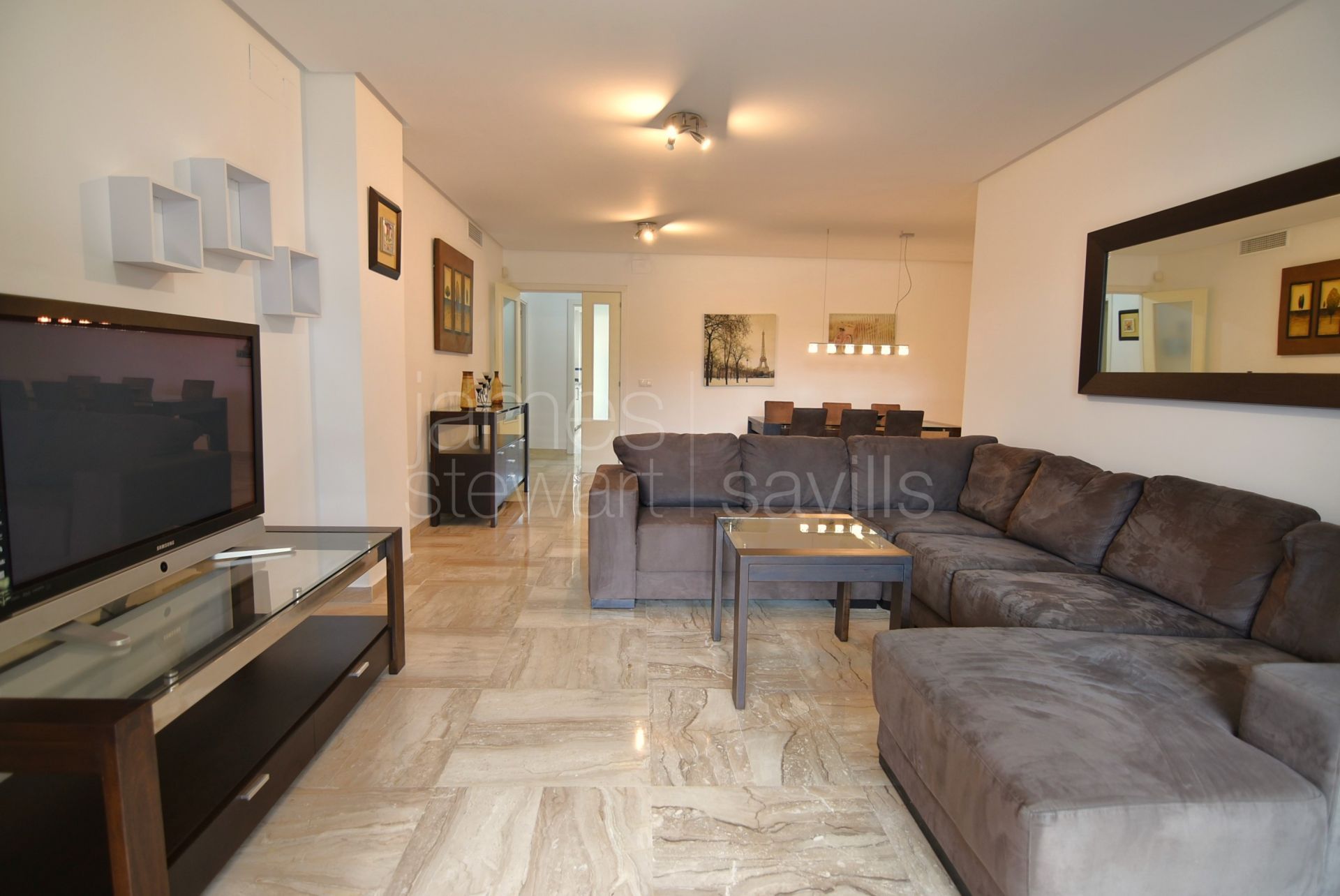 Spacious 3 bedroom Ground floor apartment in Sotogrande Marina