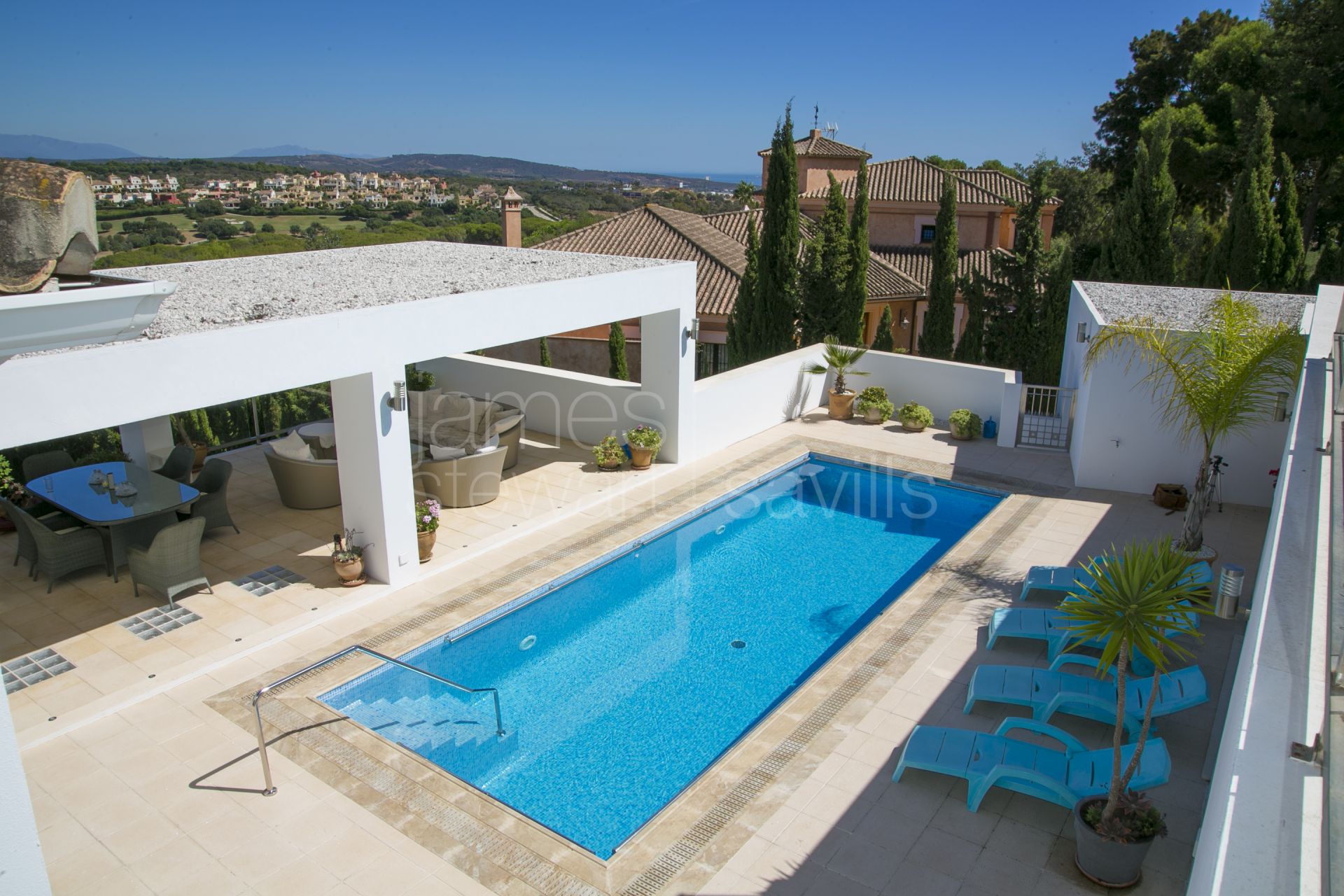 Villa contemporánea con vistas panorámicas cerca del campo de golf Valderrama, Sotogrande