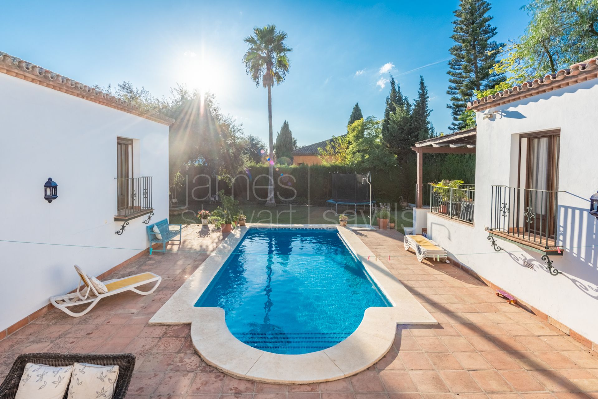 Ideal family villa in Sotogrande Alto