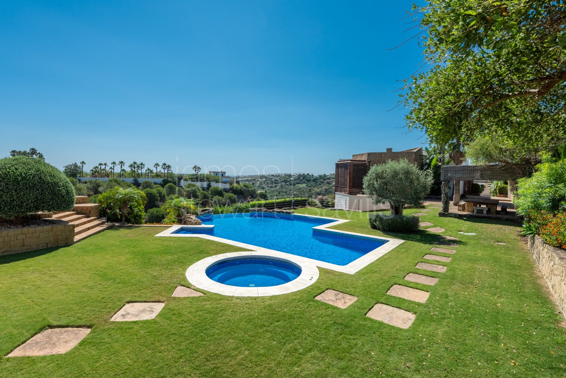 Unique opportunity to buy an excellent multi generational two home family compound in Sotogrande Alto