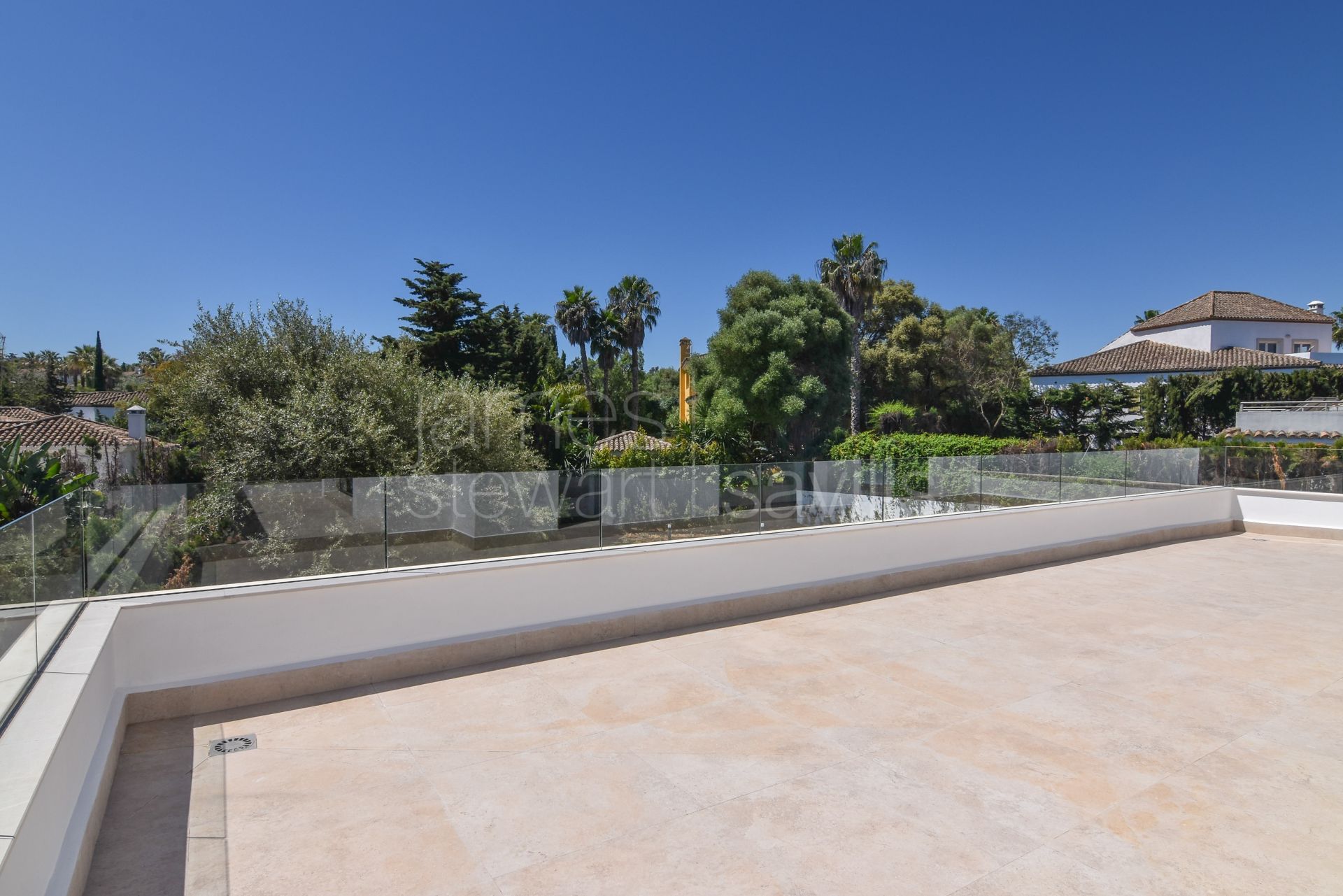 Nueva construcción villa contemporánea con Diseño Sostenible en Sotogrande Costa