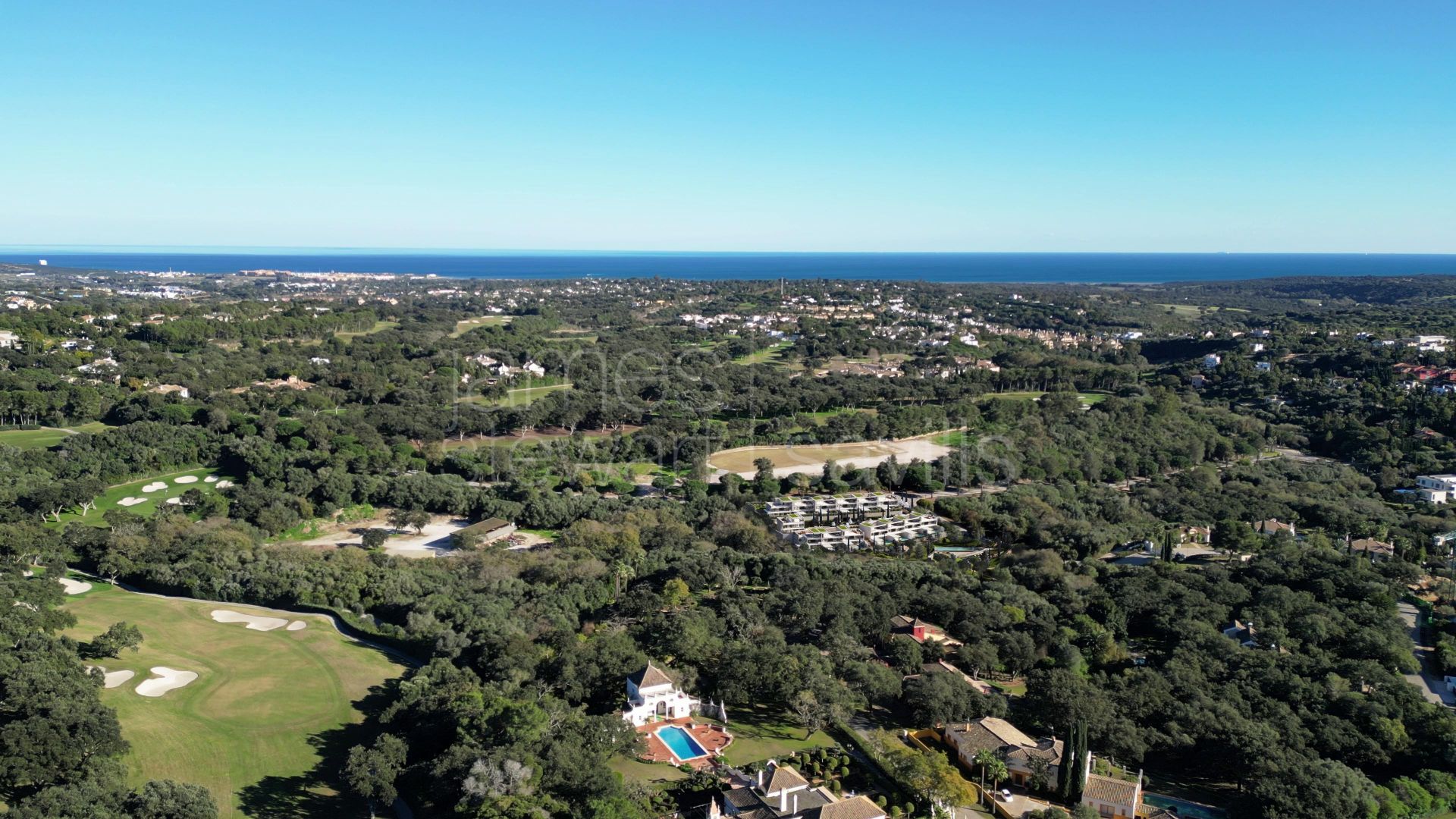 New Townhouses and Semi-Detached Villas with Private Pools in Sotogrande Alto