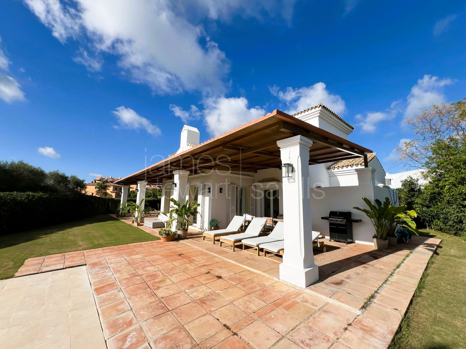 ExquisStunning Family Home in Zona G, Sotogrande Alto