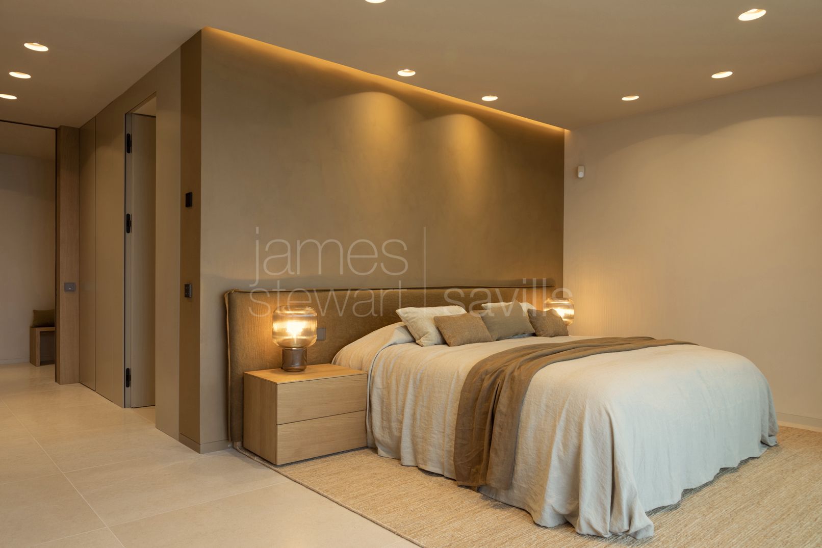 Exceptional Contemporary Villa with Panoramic Sea, Golf and Mountain Views in La Reserva, Sotogrande