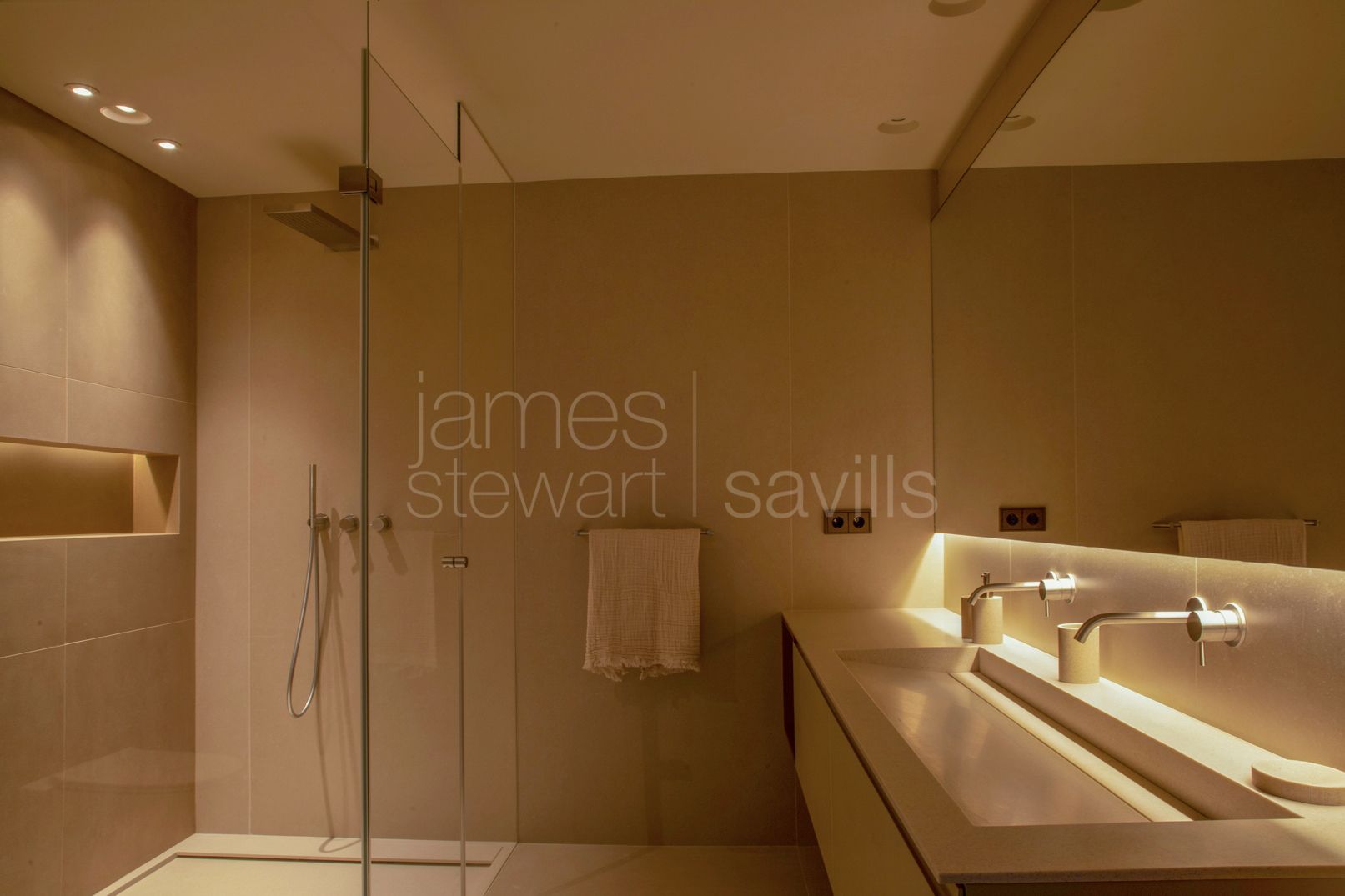 Exceptional Contemporary Villa with Panoramic Sea, Golf and Mountain Views in La Reserva, Sotogrande