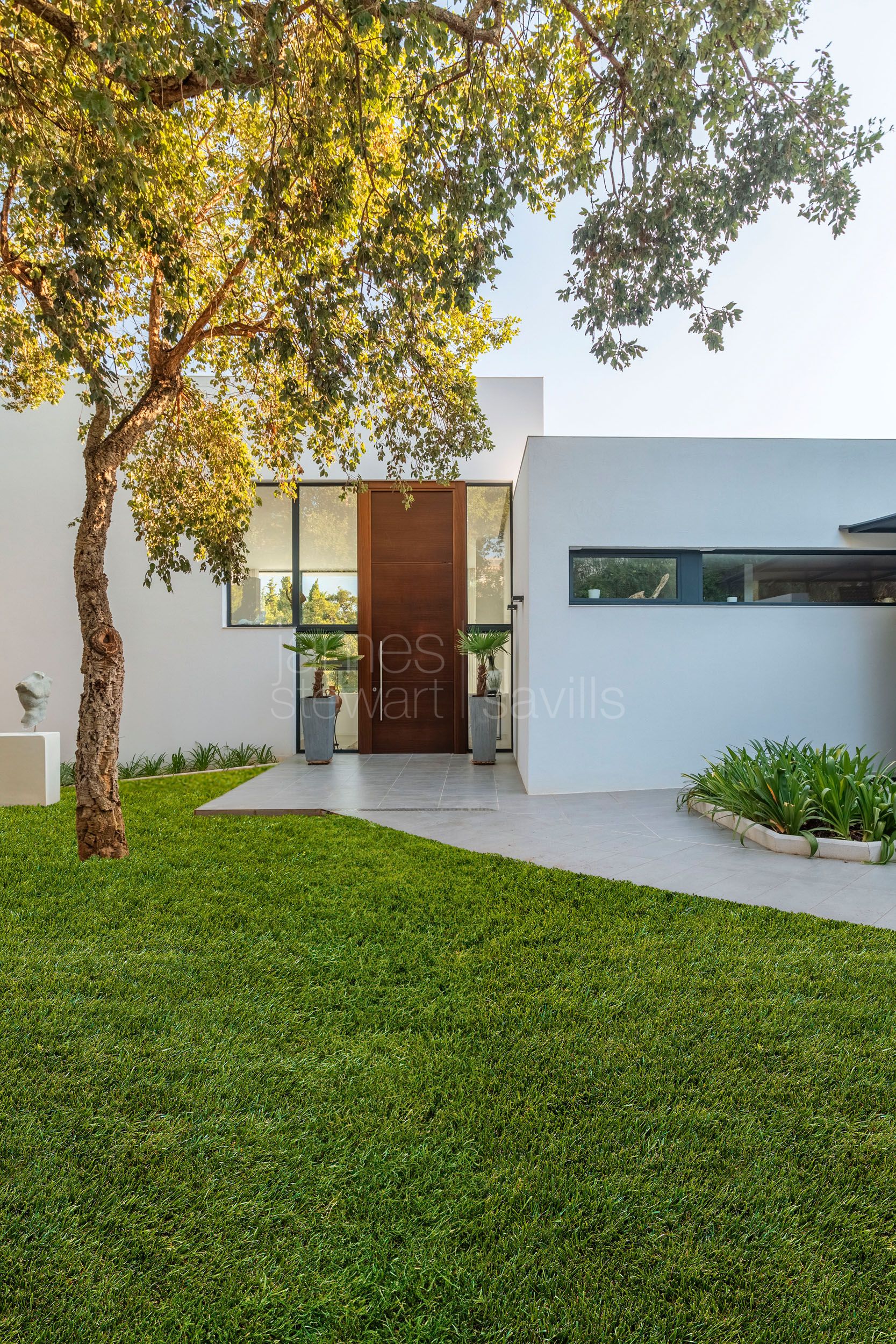 Modern Villa for Sale in Zone D, Sotogrande