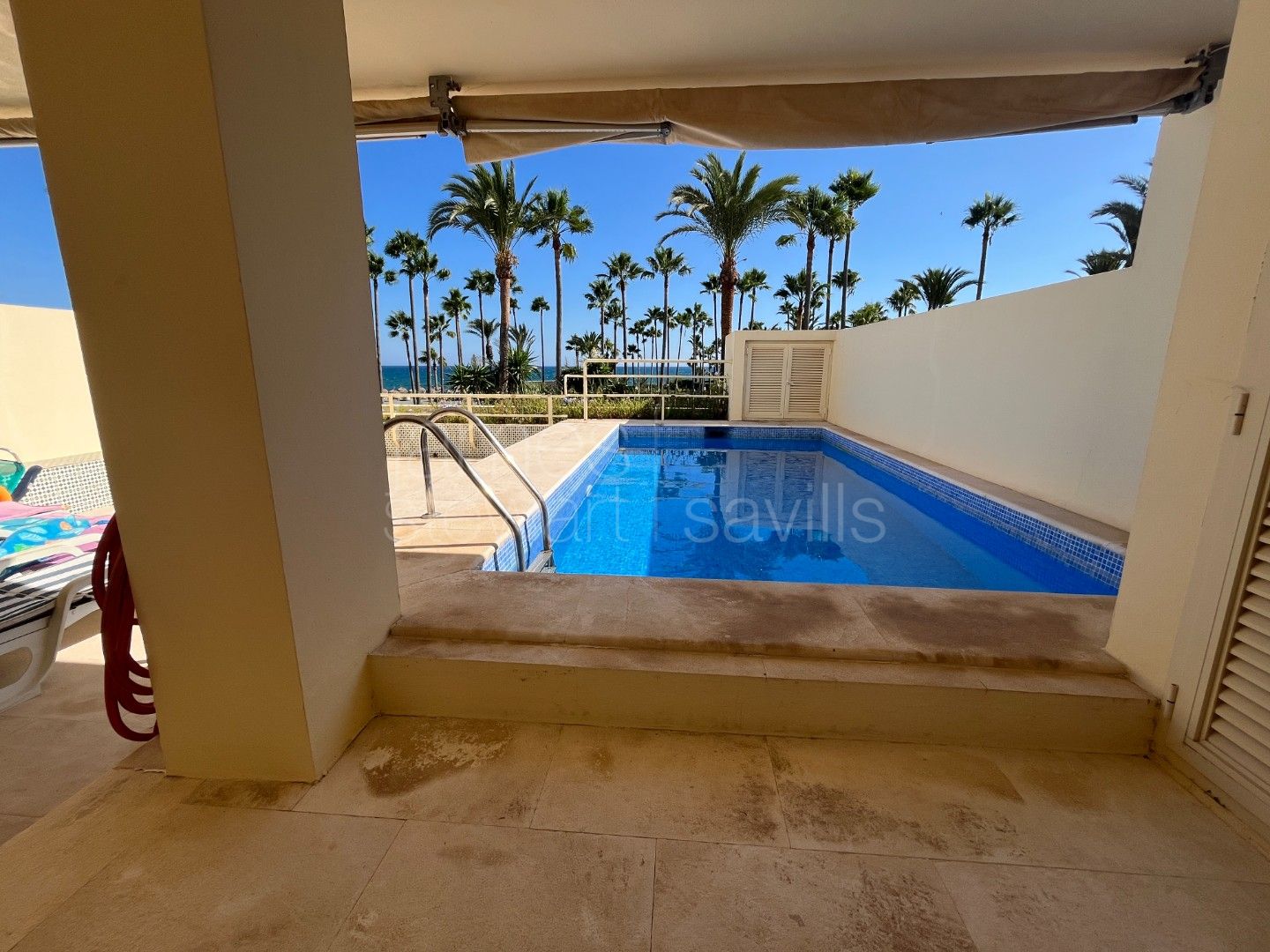 Apartment with Sea Views in One of the Best Buildings in Sotogrande Playa