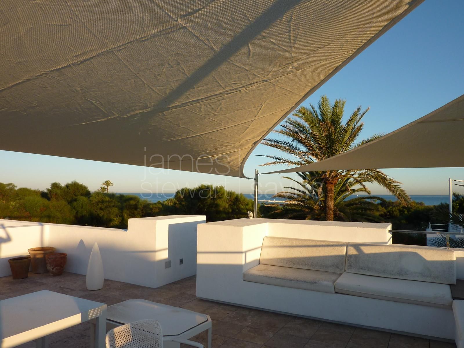 Bungalow by Trocadero Beach Club with Large Terrace & Sea Views