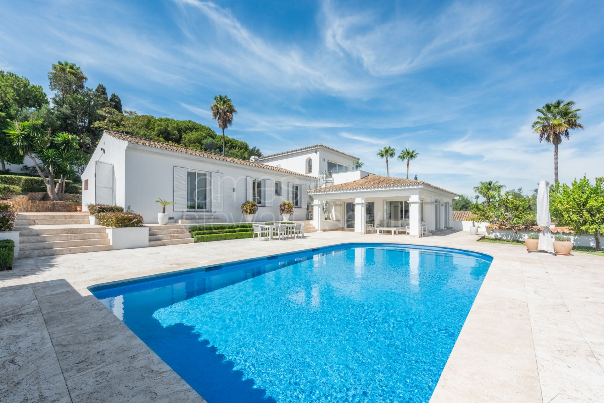 Elegant Villa with Exceptional Mediterranean Views in the Kings and Queens Area of Sotogrande