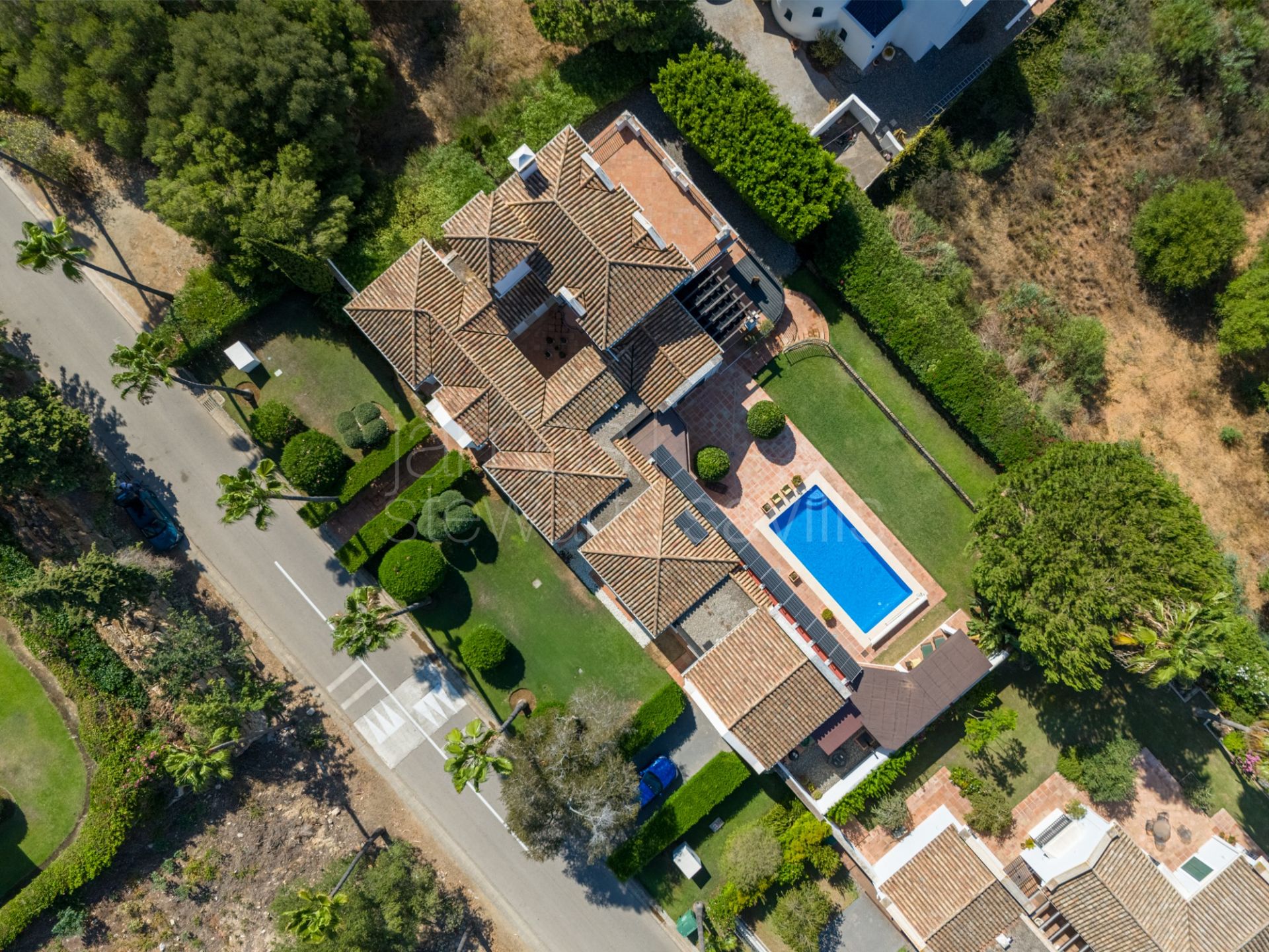 Beautiful family home combining Andalucian architure with contemporary styling in Sotogrande Alto