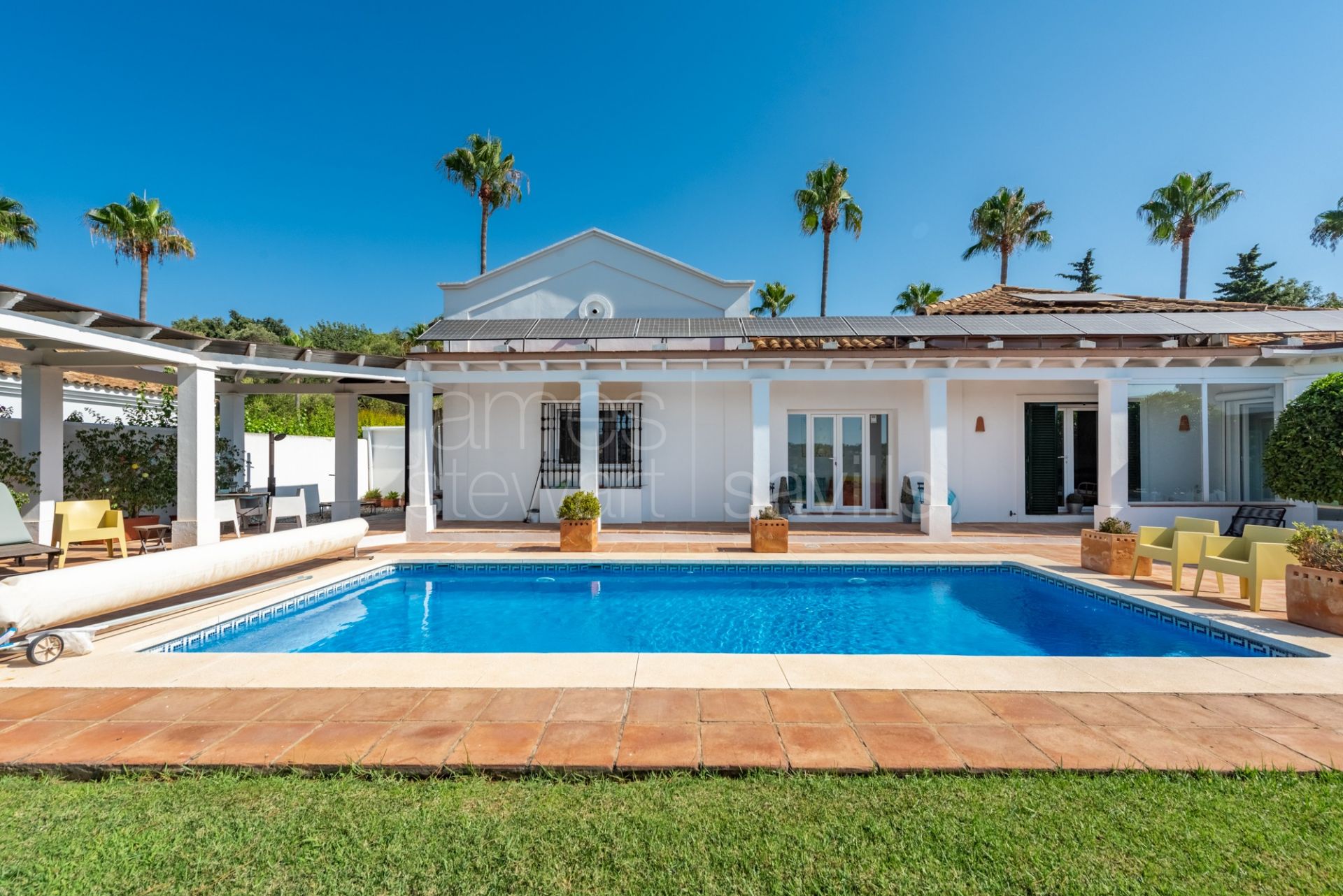 Beautiful family home combining Andalucian architure with contemporary styling in Sotogrande Alto