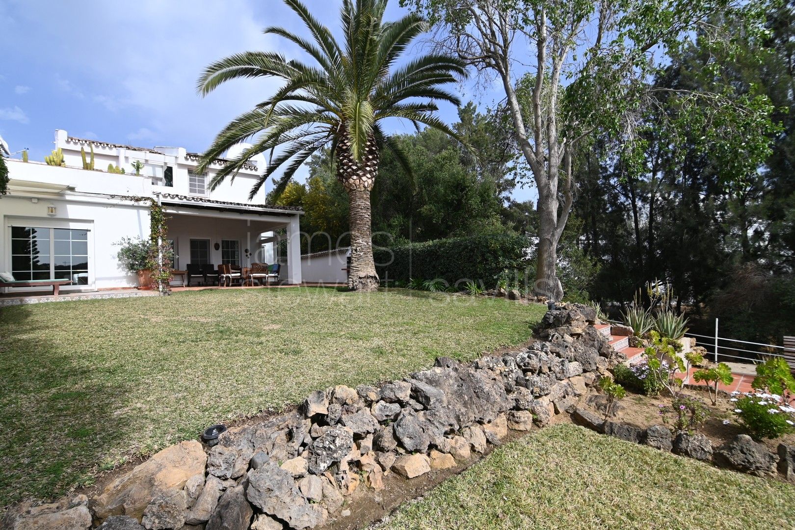 3 Bedroom Tonwhouse for sale in Sotomar, Sotogrande