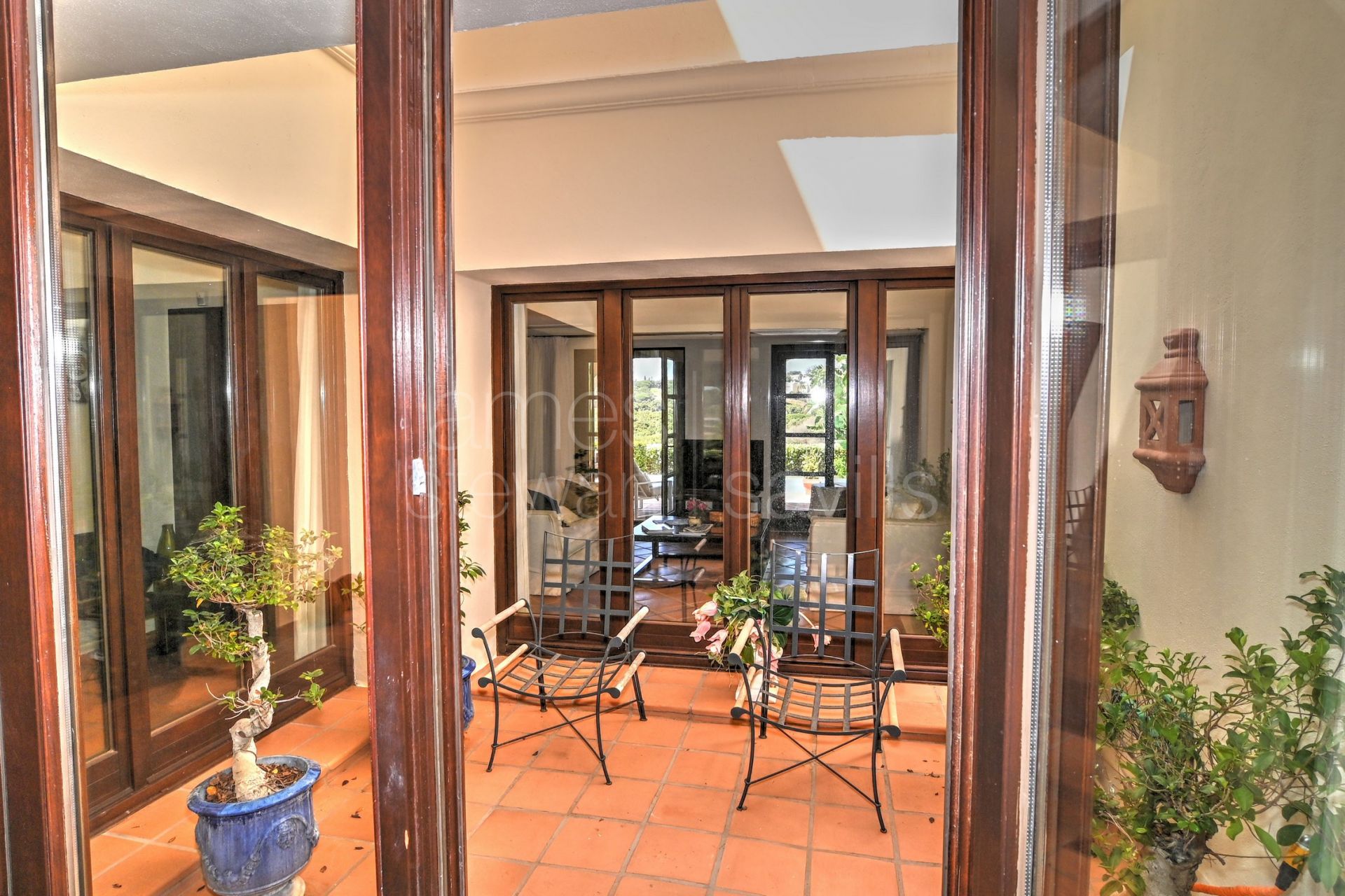 South-Facing Frontline Golf Villa in Los Cortijos de la Reserva, Sotogrande