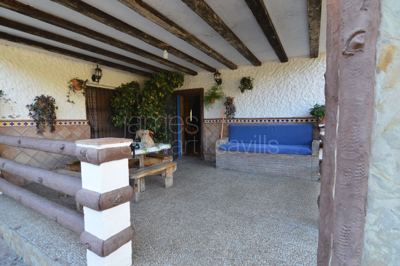 Charming Countryside Home Just 10 Minutes from Sotogrande