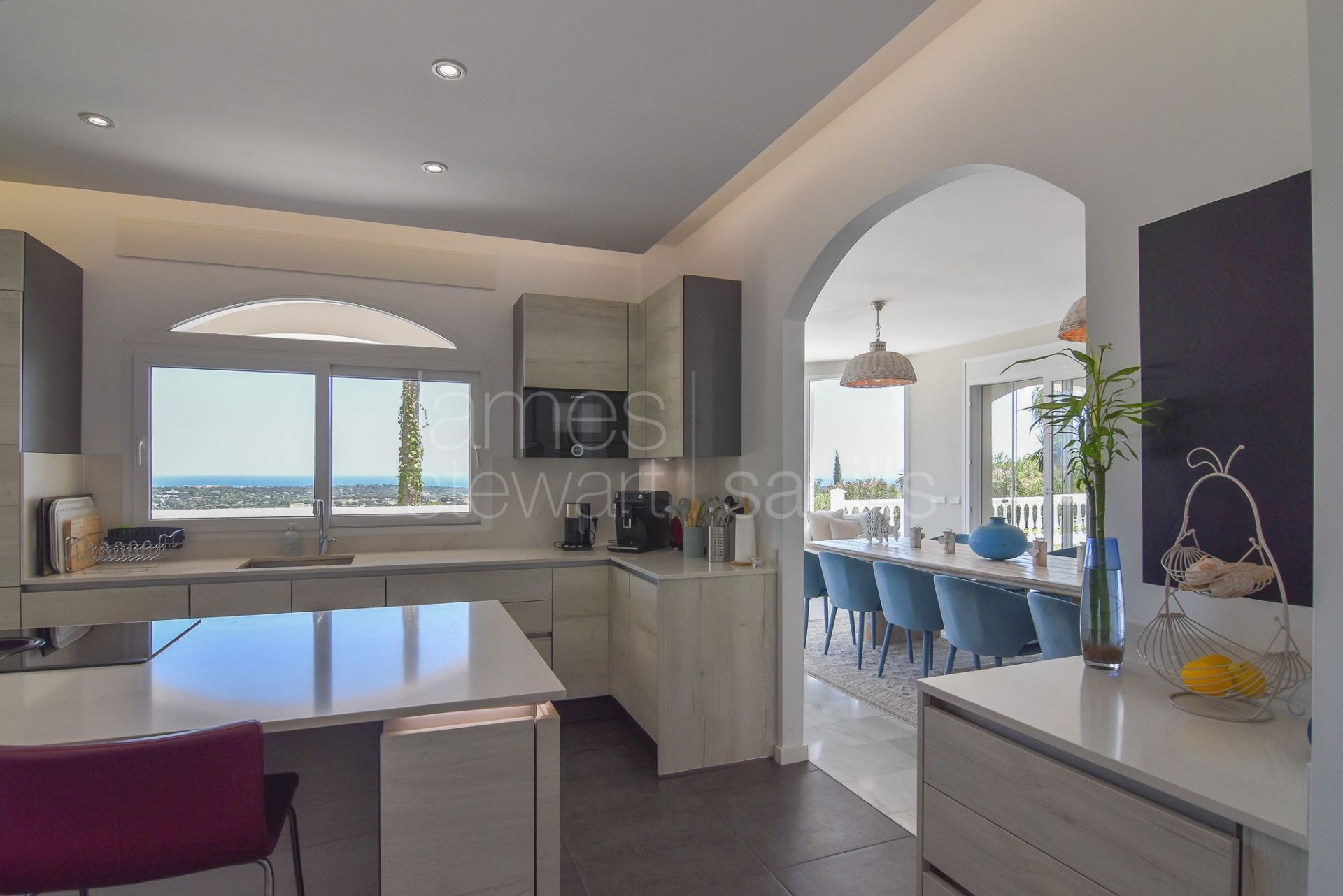 Truly stunning 120º panoramic golf and sea views from all floors