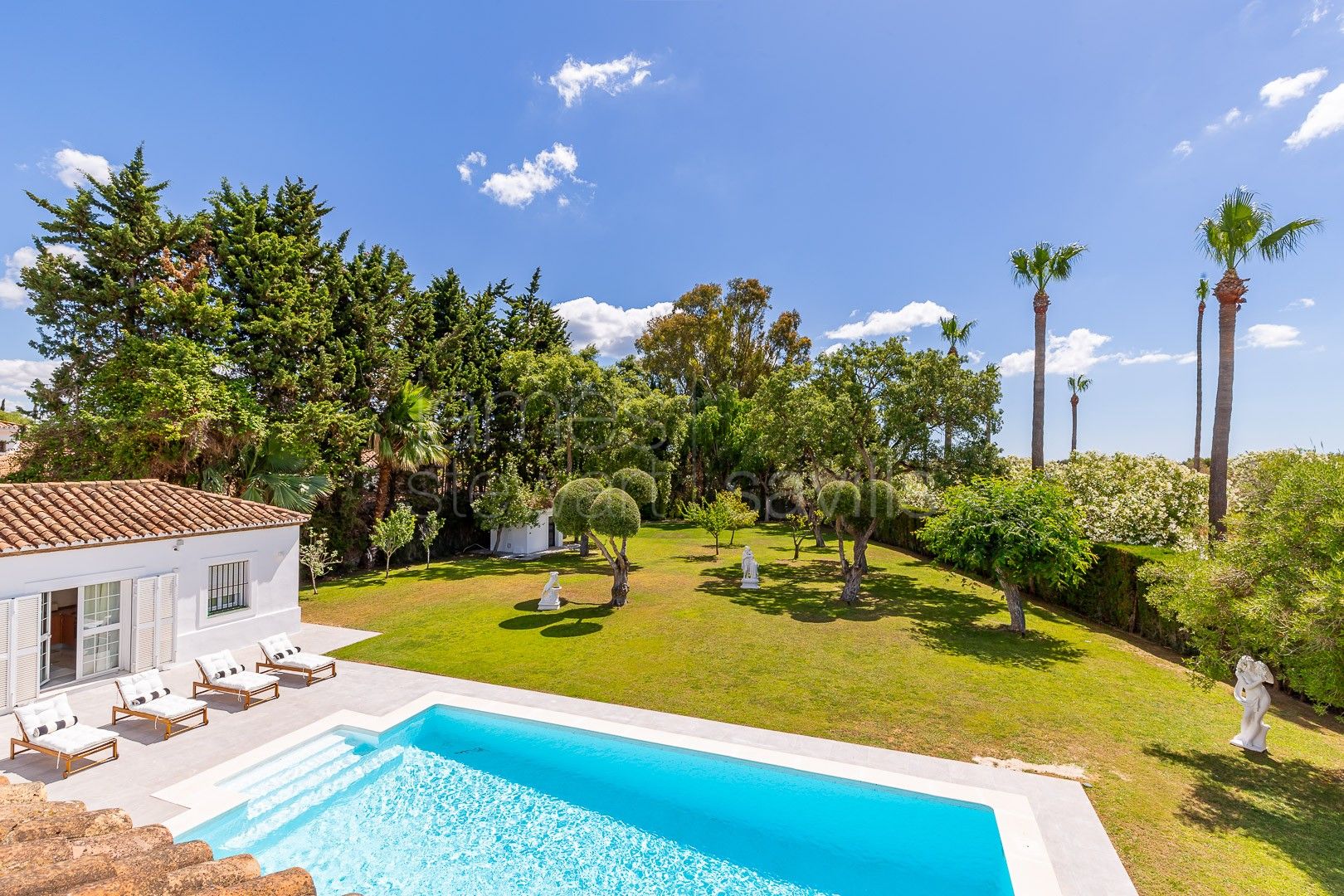 Villa Reformada en Reyes y Reinas, Sotogrande Costa