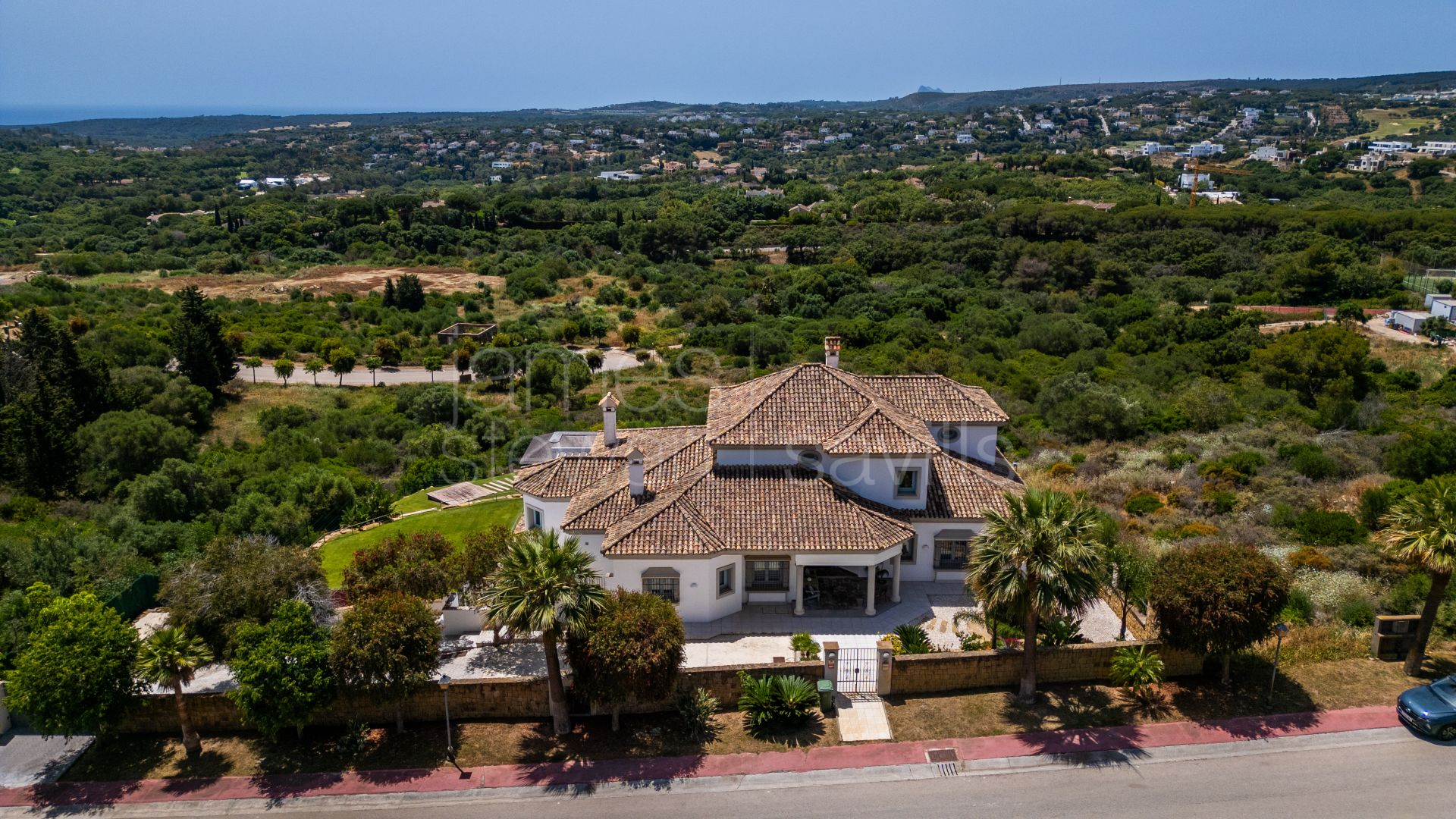 Villa con Vistas Panorámicas en La Reserva de Sotogrande