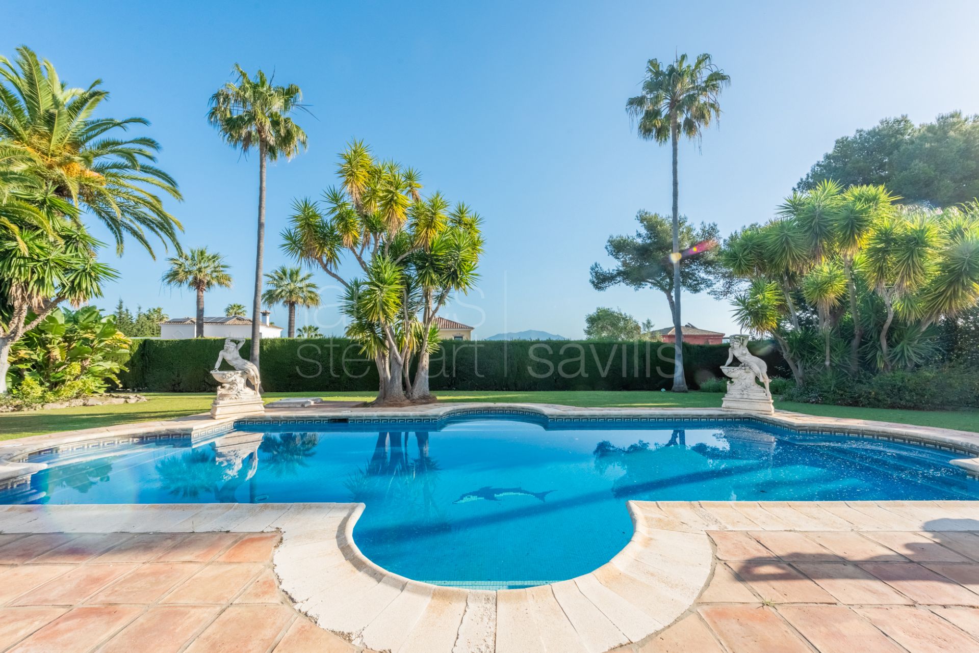 Spacious Villa with Panoramic Views for Sale in Sotogrande Costa's B Zone