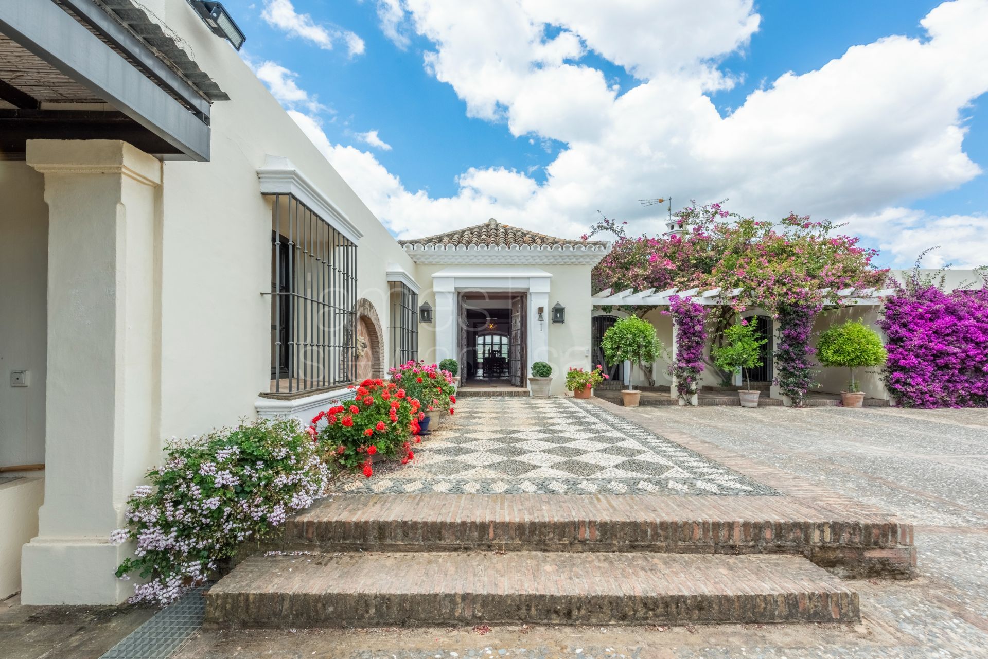 Superb Equestrian Estate Minutes from Sotogrande and the Mediterranean Sea