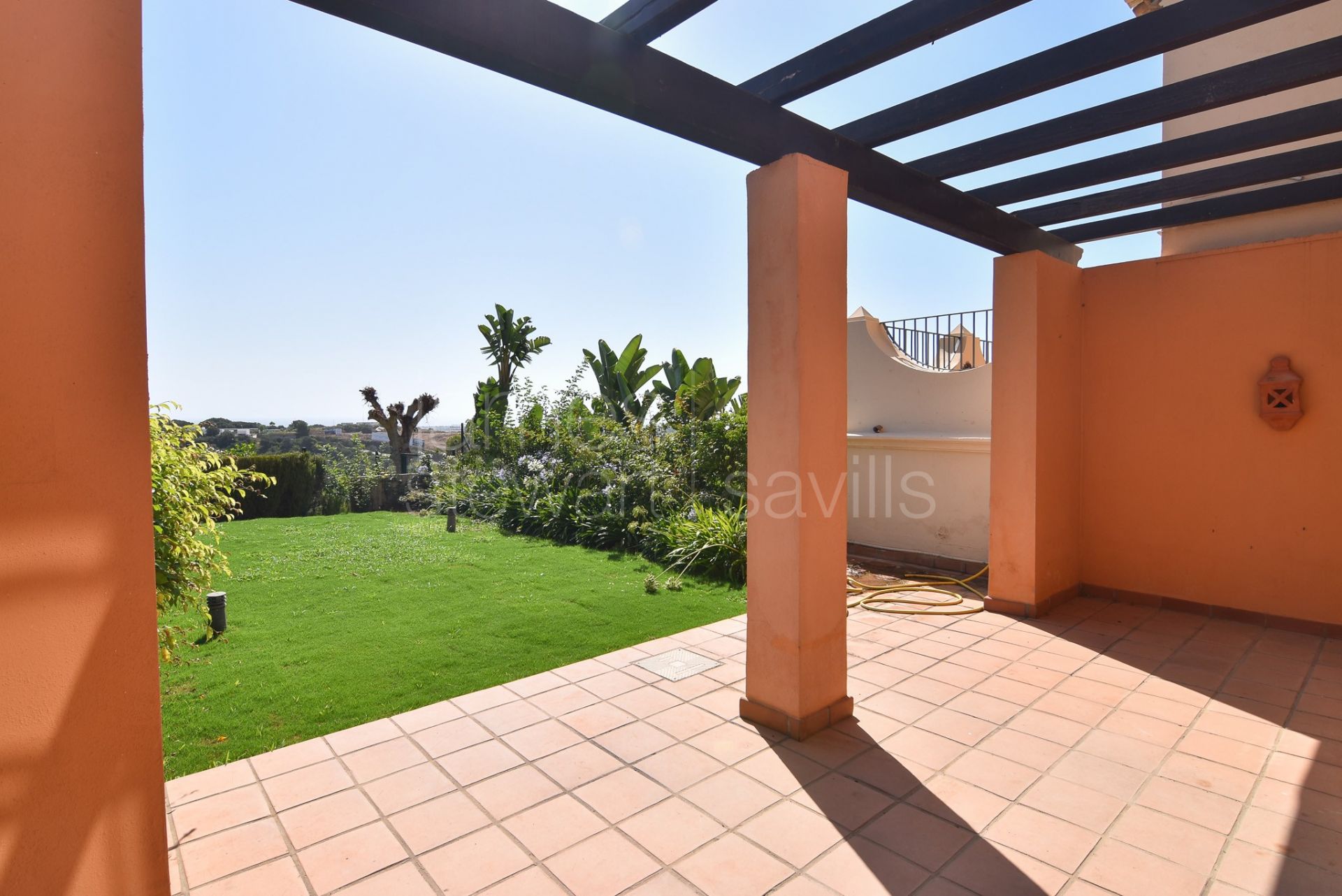 Charming Townhouse with Views and Private Garden in Cortijos de la Reserva