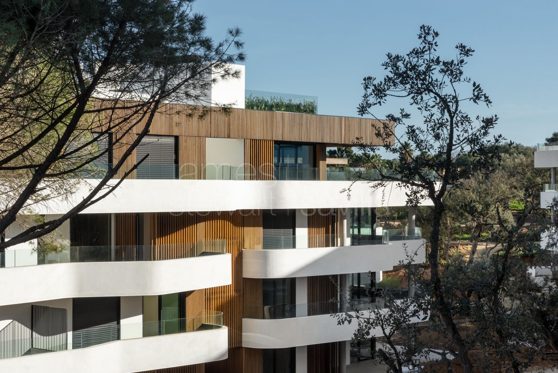 Last 4-Bedroom Ground Floor Apartment | Village Verde, La Reserva