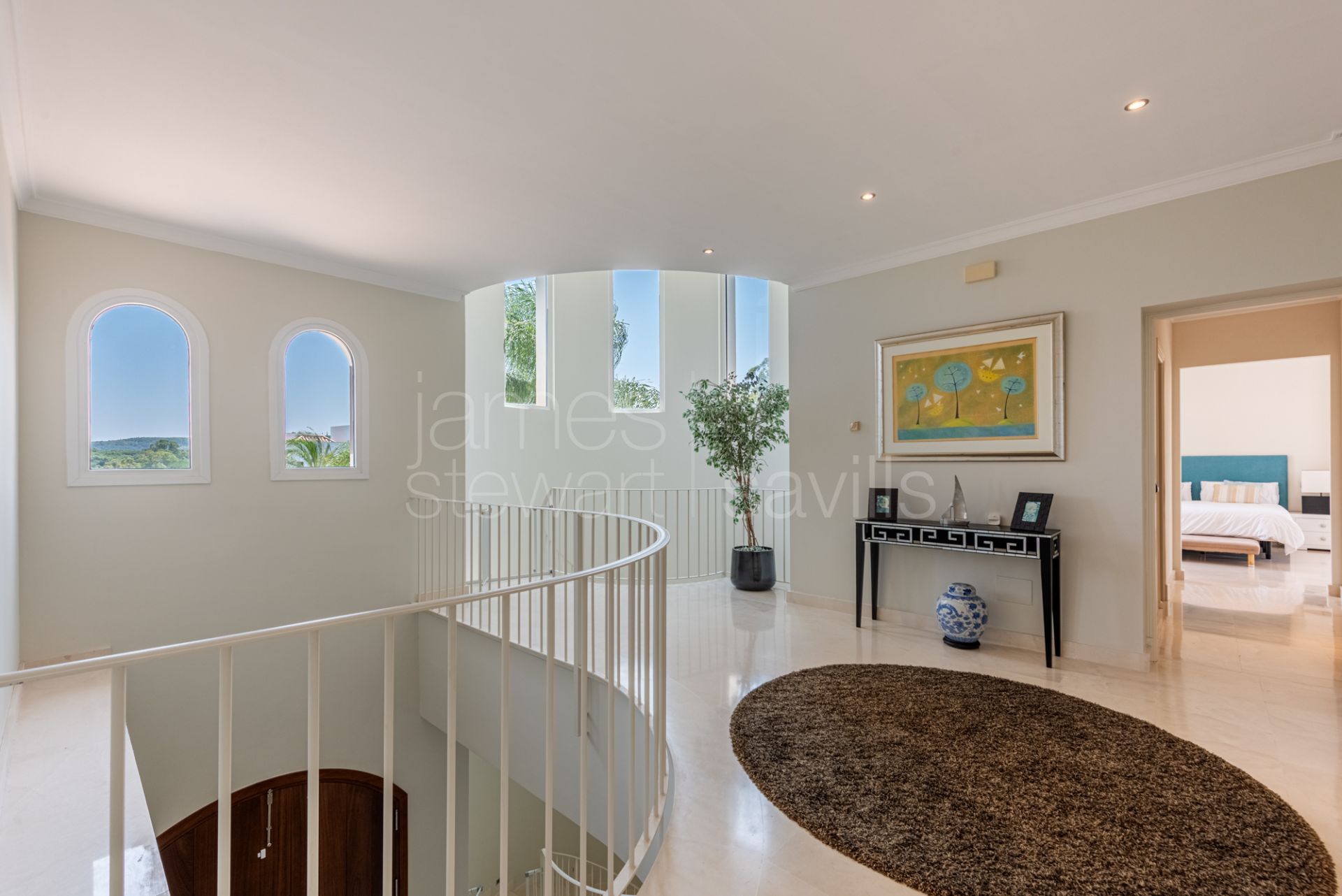 Elegant Golfside Villa with Sea Views in Almenara, Sotogrande Alto