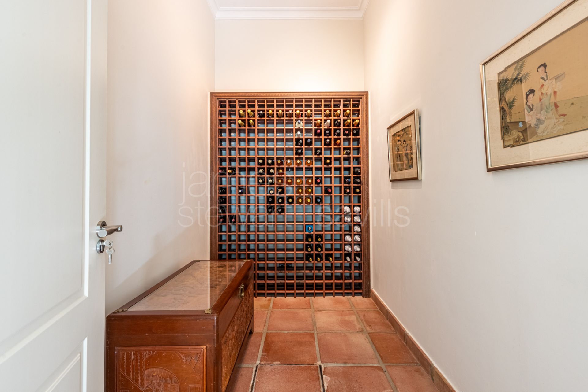 Elegant Golfside Villa with Sea Views in Almenara, Sotogrande Alto