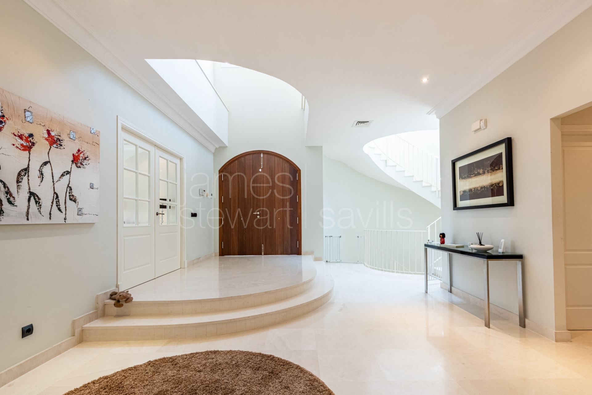 Elegant Golfside Villa with Sea Views in Almenara, Sotogrande Alto