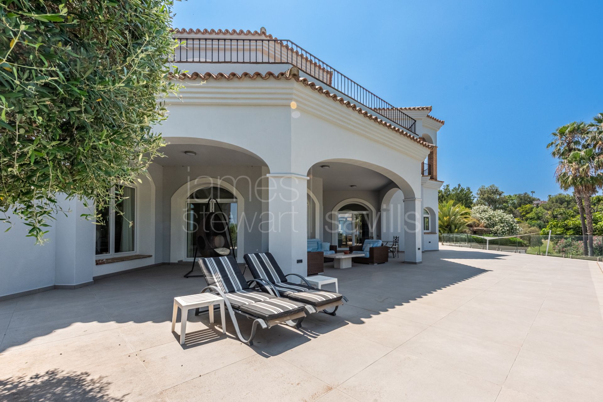 Elegant Golfside Villa with Sea Views in Almenara, Sotogrande Alto